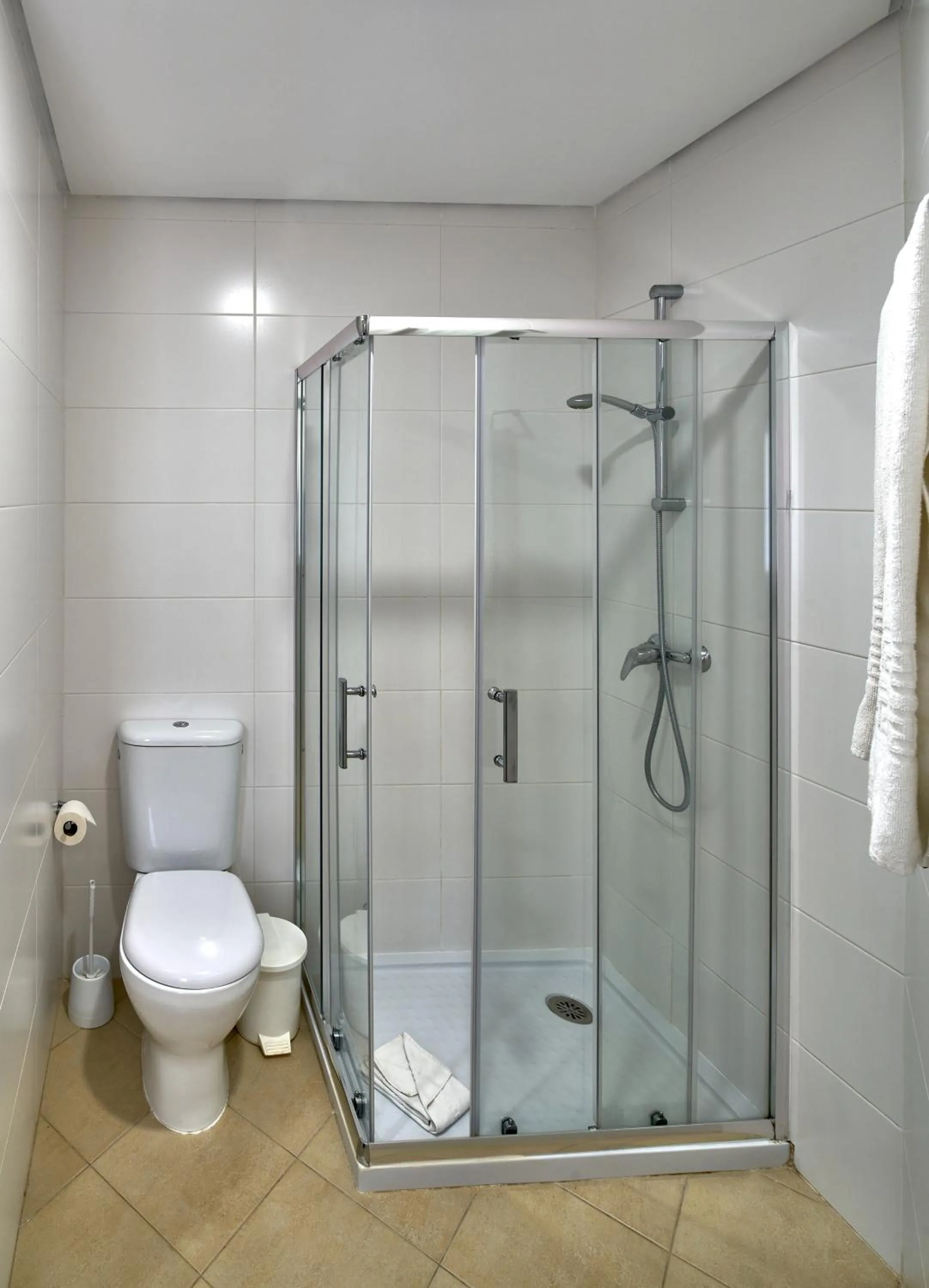 Bathroom in Parque Mourabel, Oásis Village & Pé do Lago