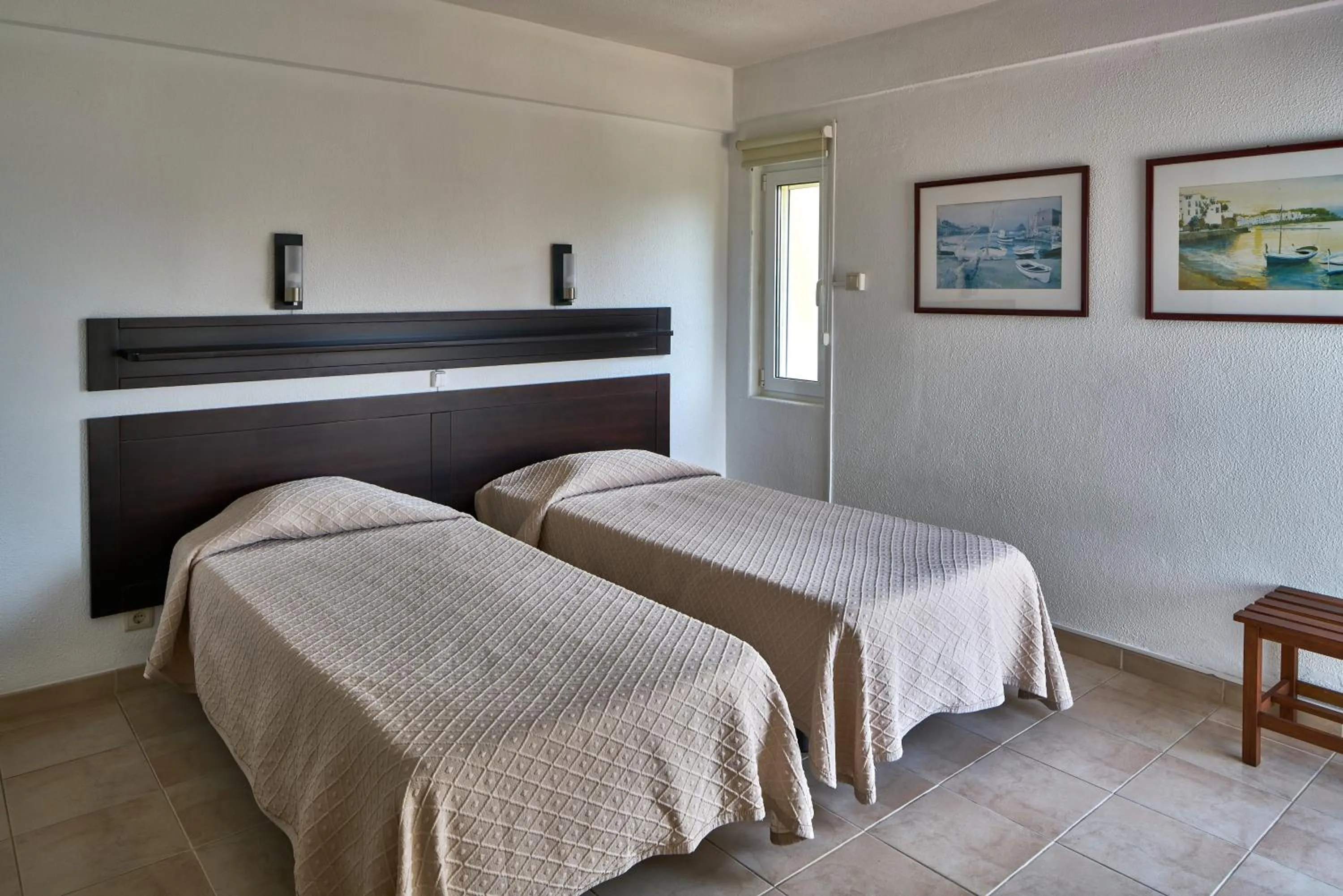 Bed in Parque Mourabel, Oásis Village & Pé do Lago