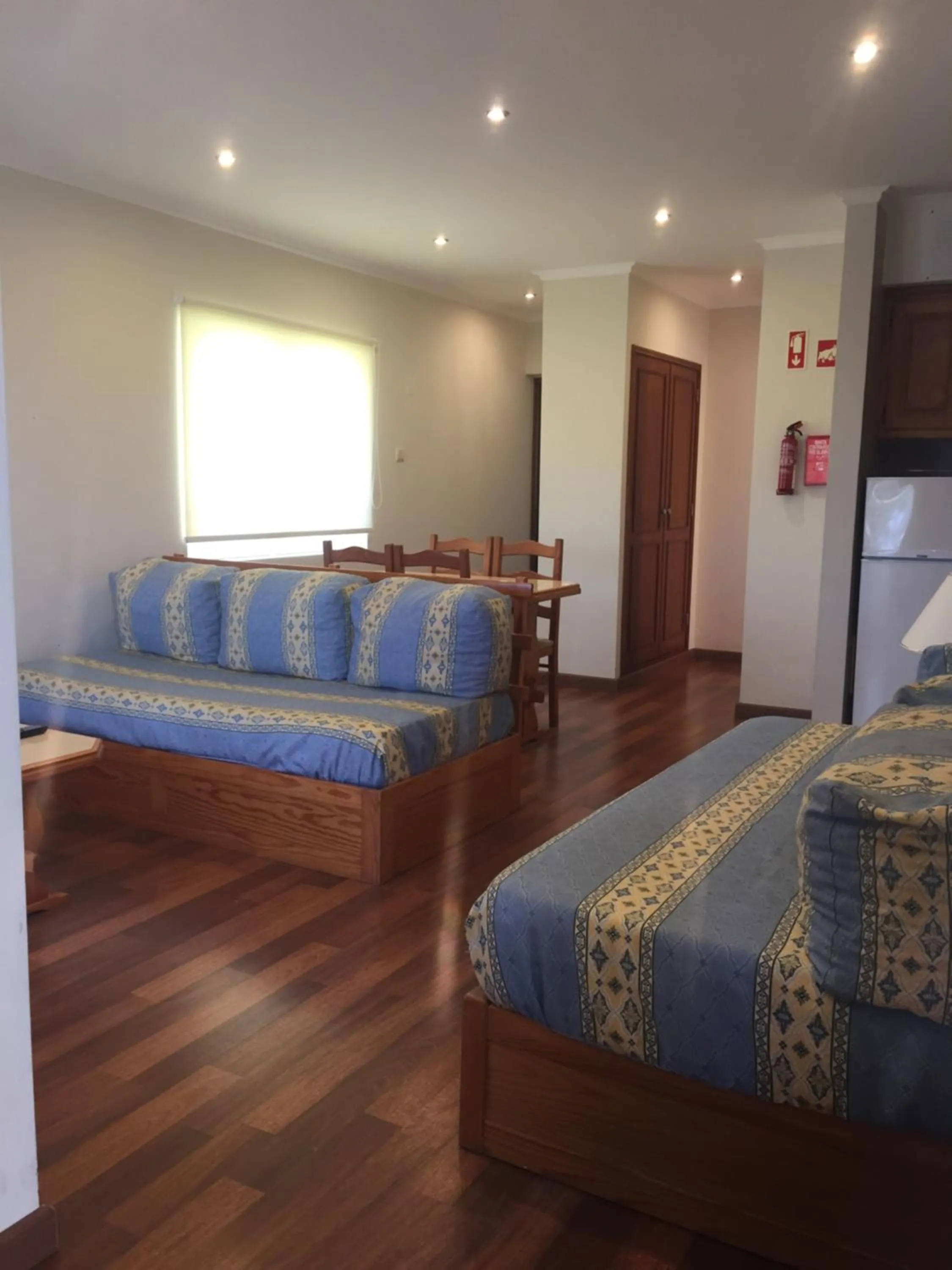 TV and multimedia, Bed in Parque Mourabel, Oásis Village & Pé do Lago