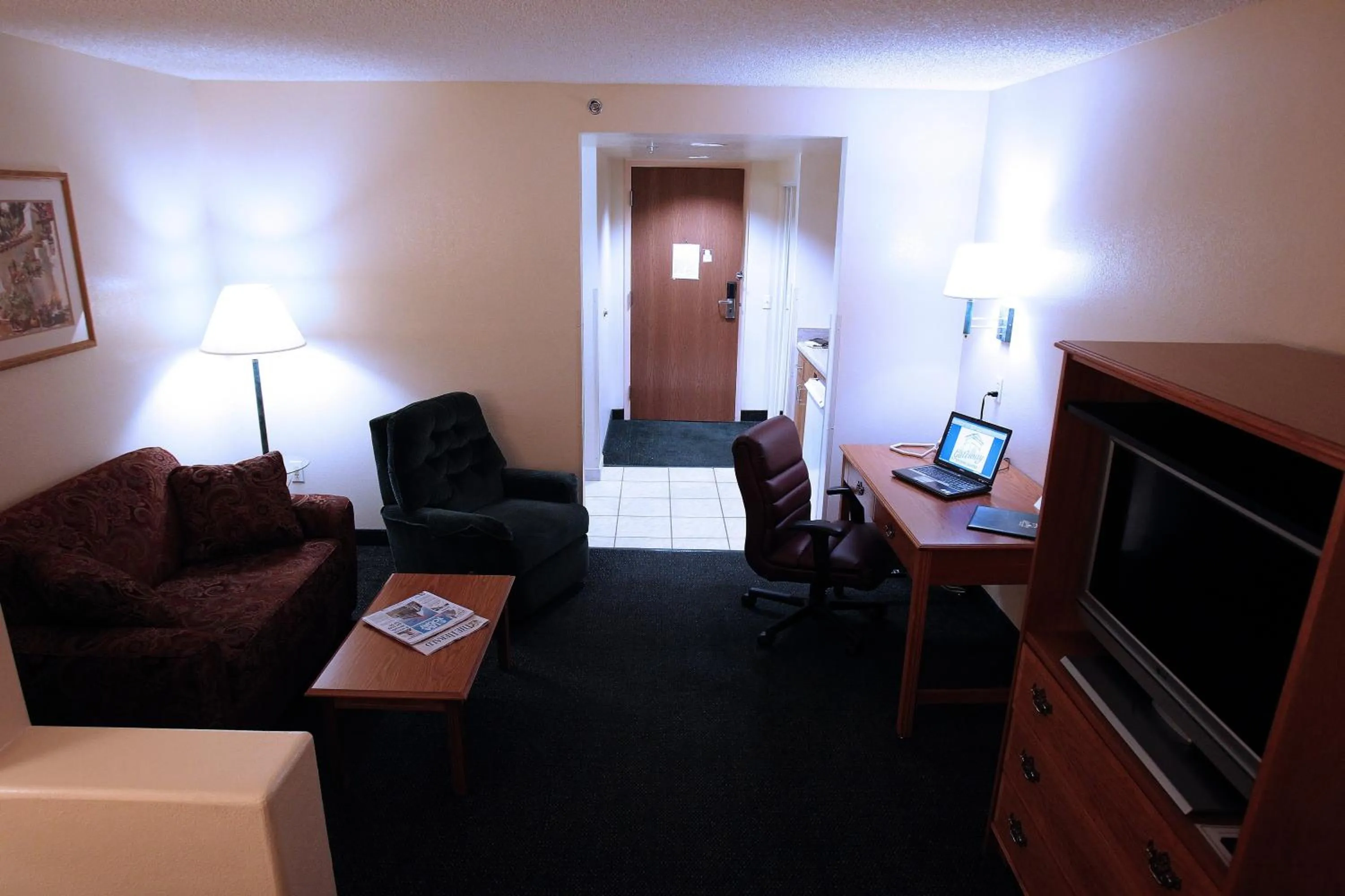 Seating area in Gateway Studio Suites