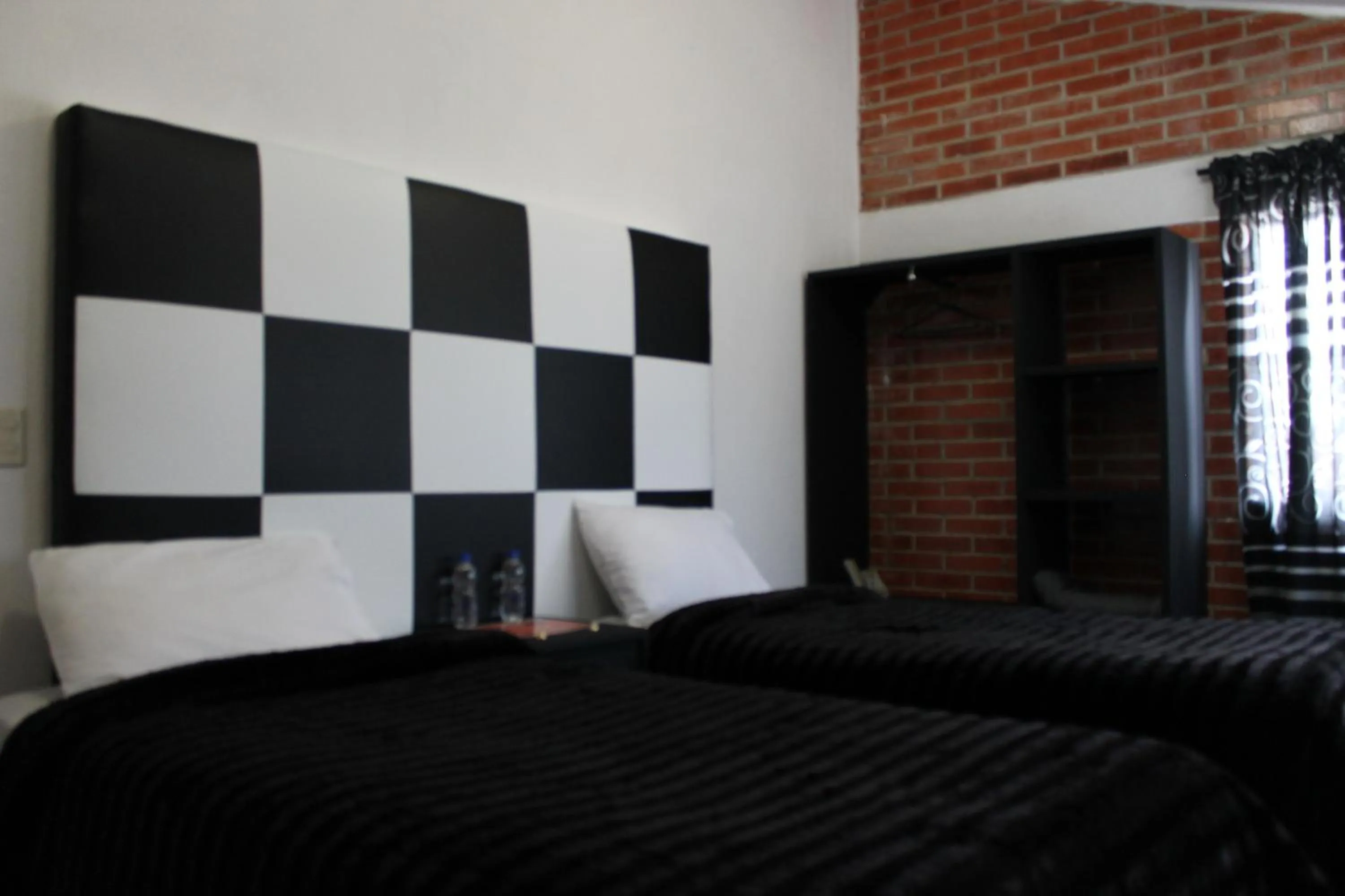 Decorative detail, Bed in Hotel El Refugio