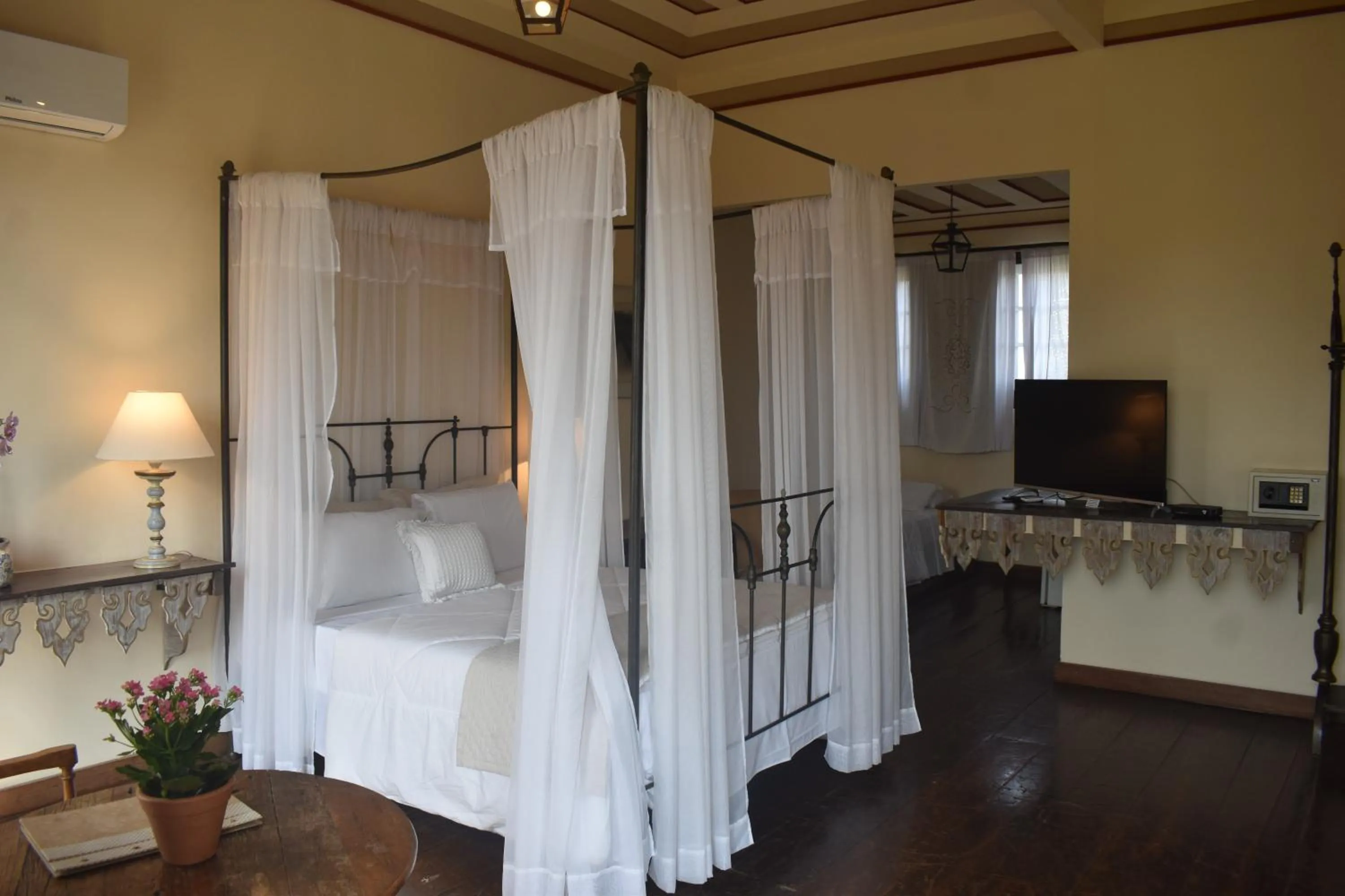 Bed in Pousada Paço do Lavradio