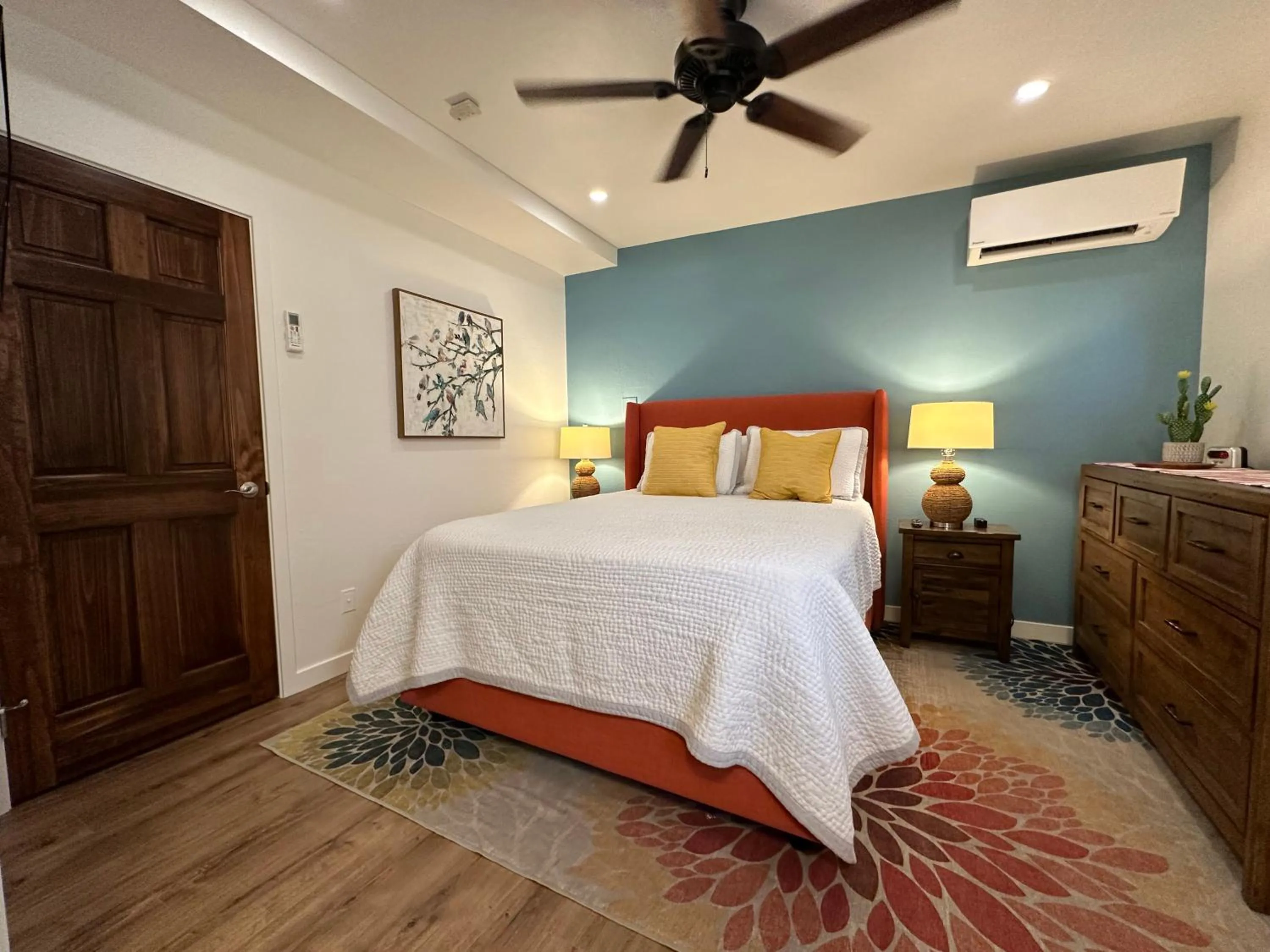 Bed in Adobe Rose Inn