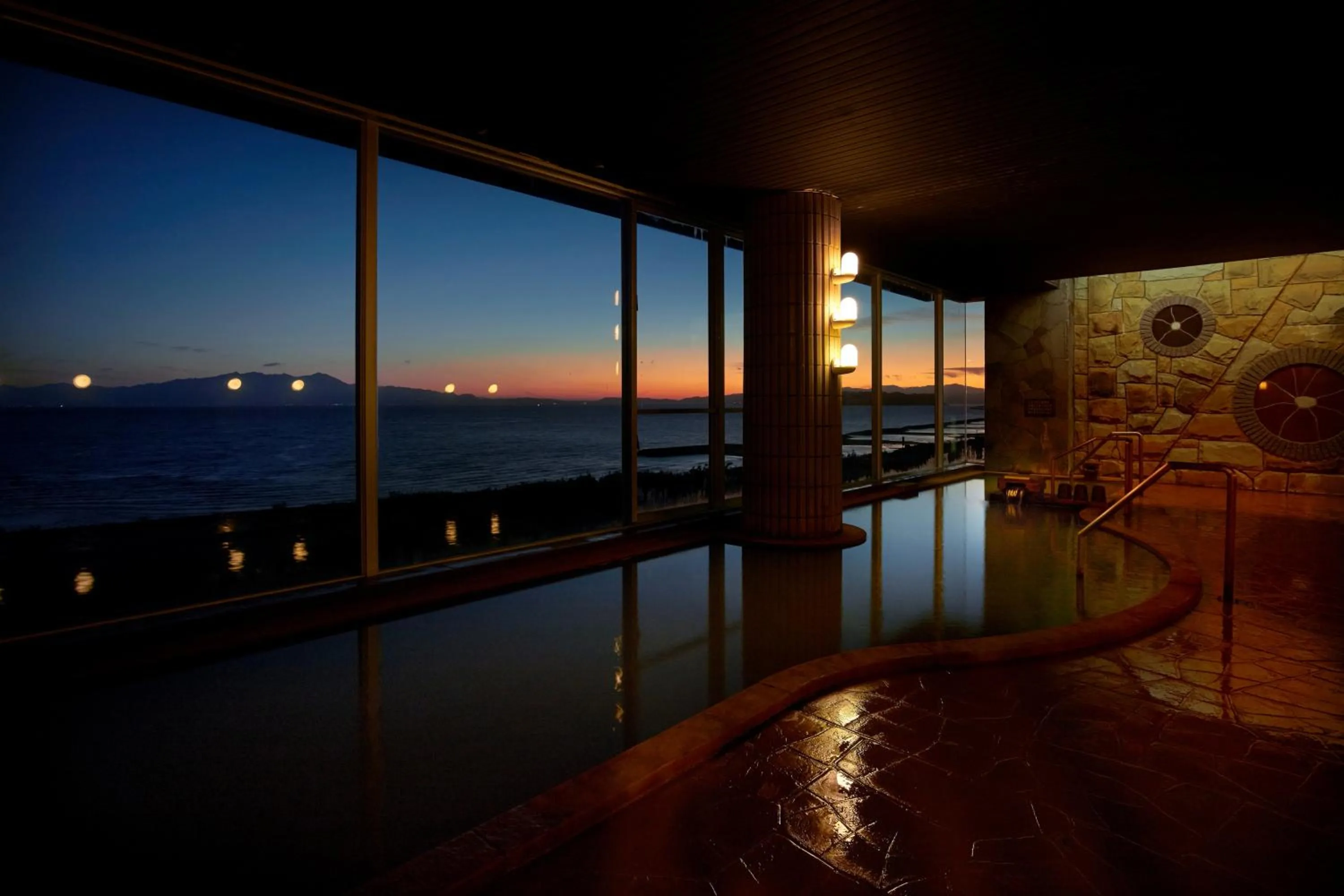 Hot Spring Bath in Koran no Yu Kinkouro