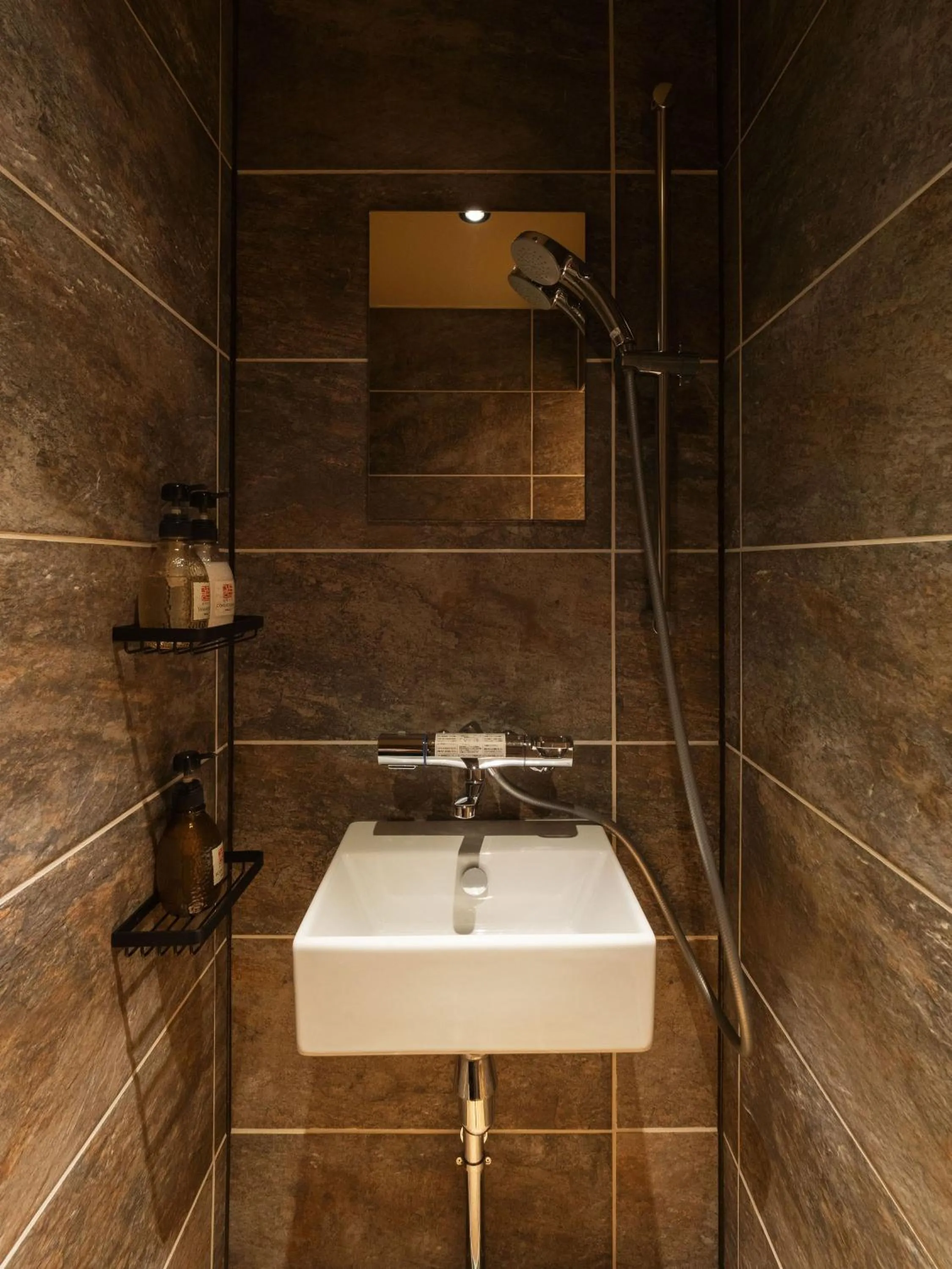 Photo of the whole room in Koran no Yu Kinkouro