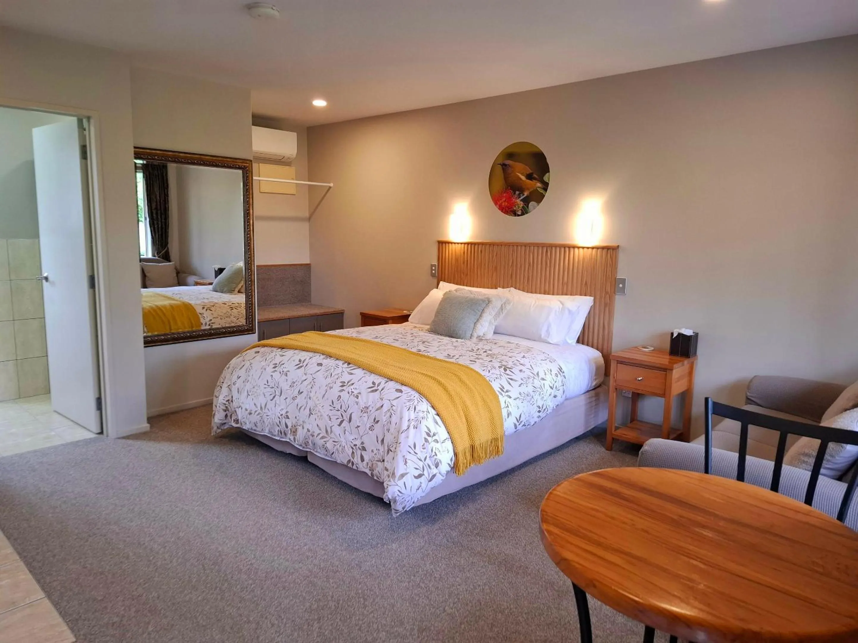 Bed in Blue Ridge Studios and Bed & Breakfast