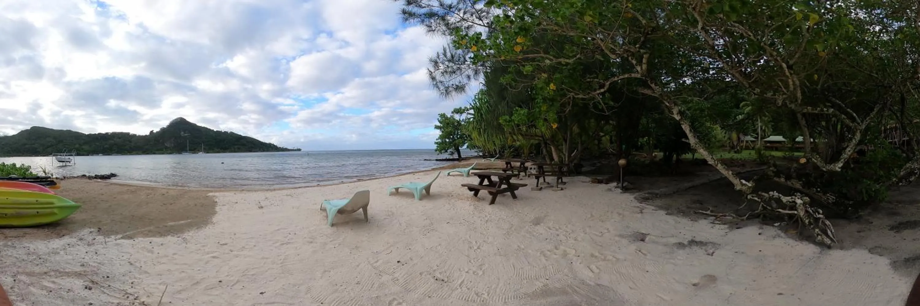 Beach in Fare Oviri Lodge