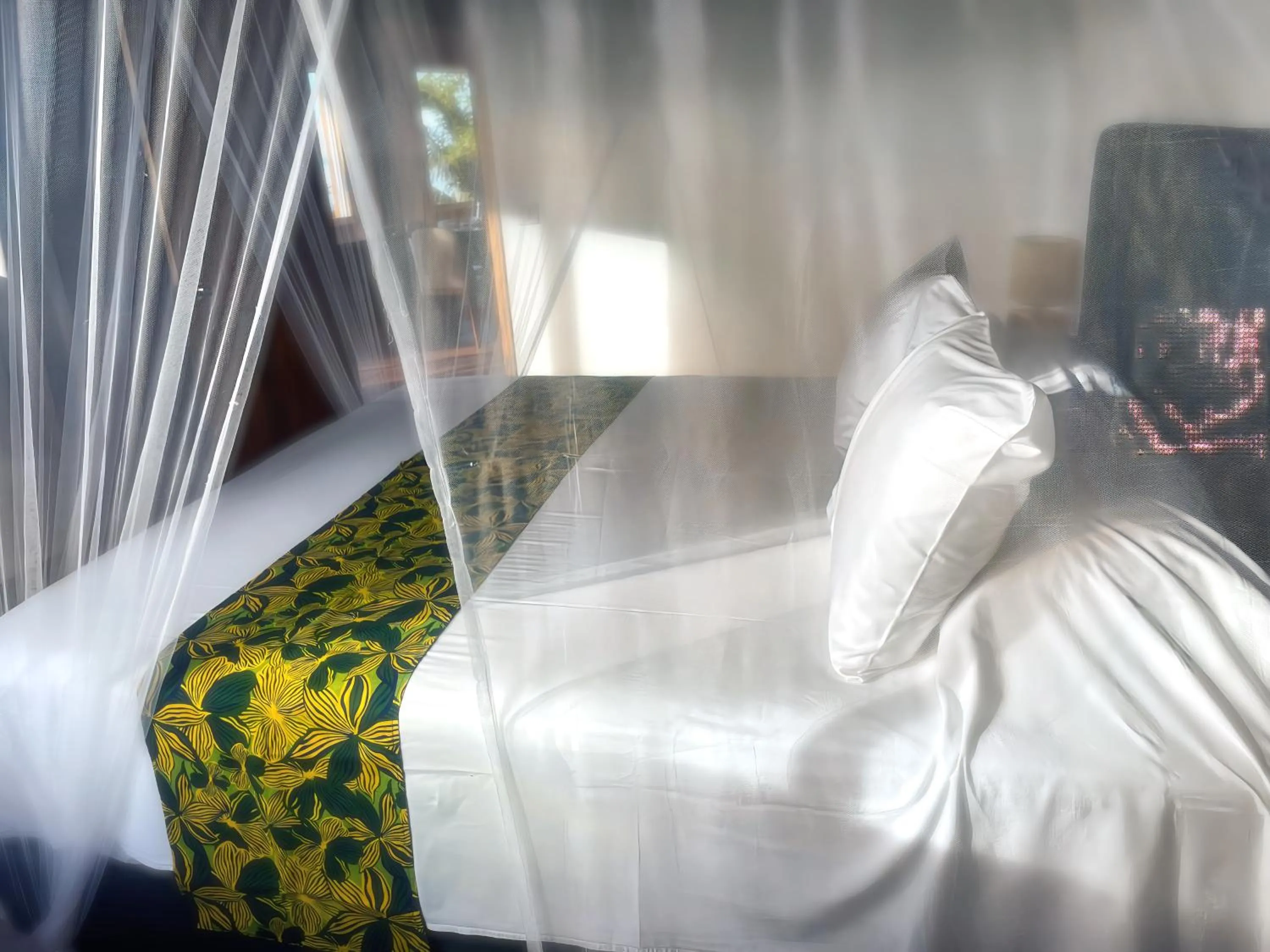 Bed in Fare Oviri Lodge