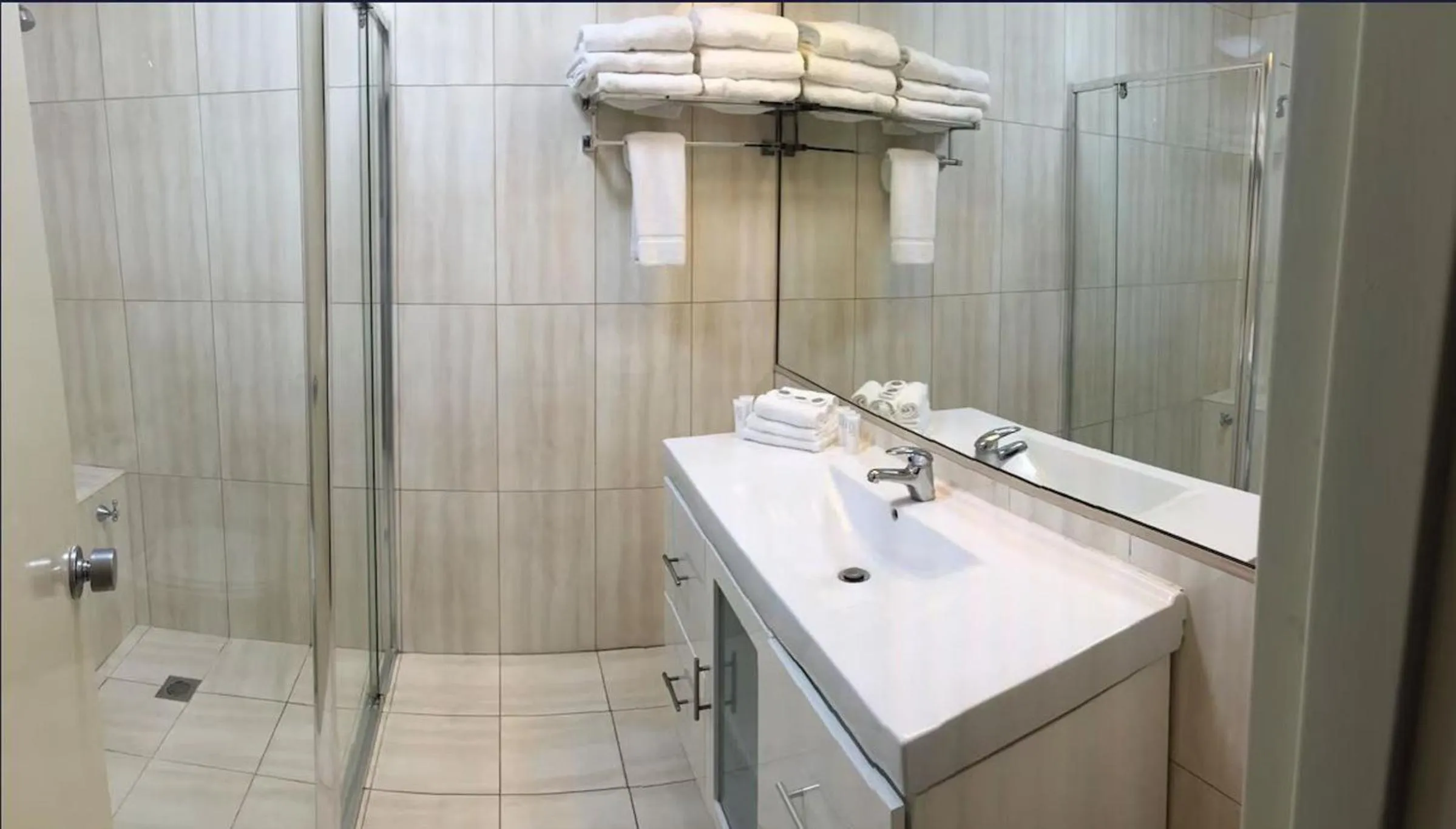 Bathroom in Hunts Hotel Liverpool