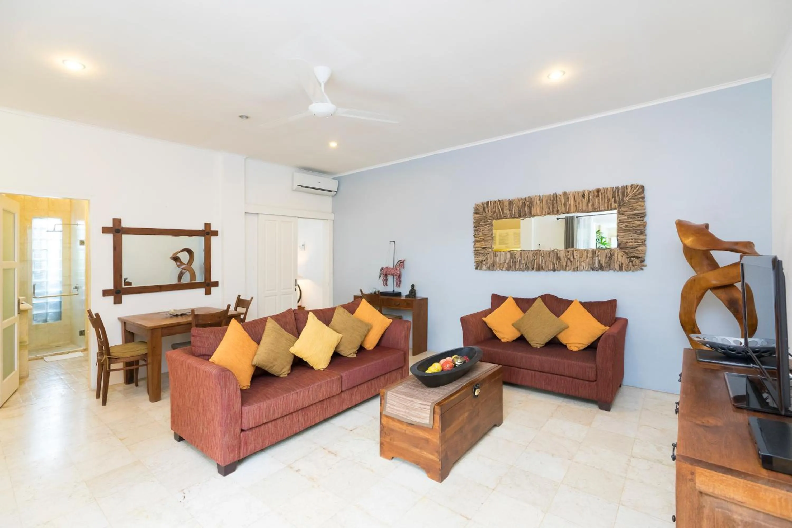 Standard Two-Bedroom Apartment in Beach Melati Apartments