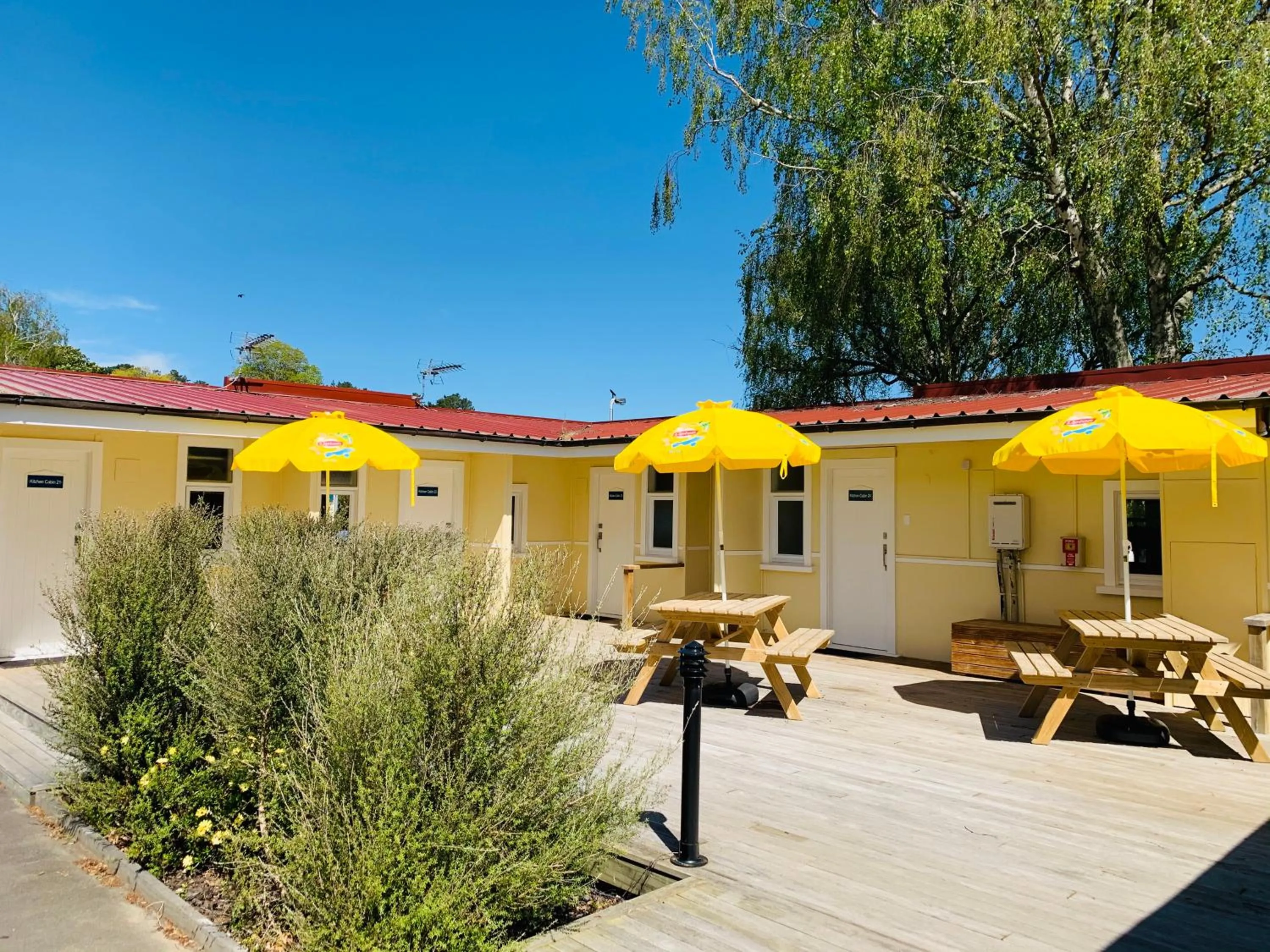 Patio in Whanganui River Top 10 Holiday Park