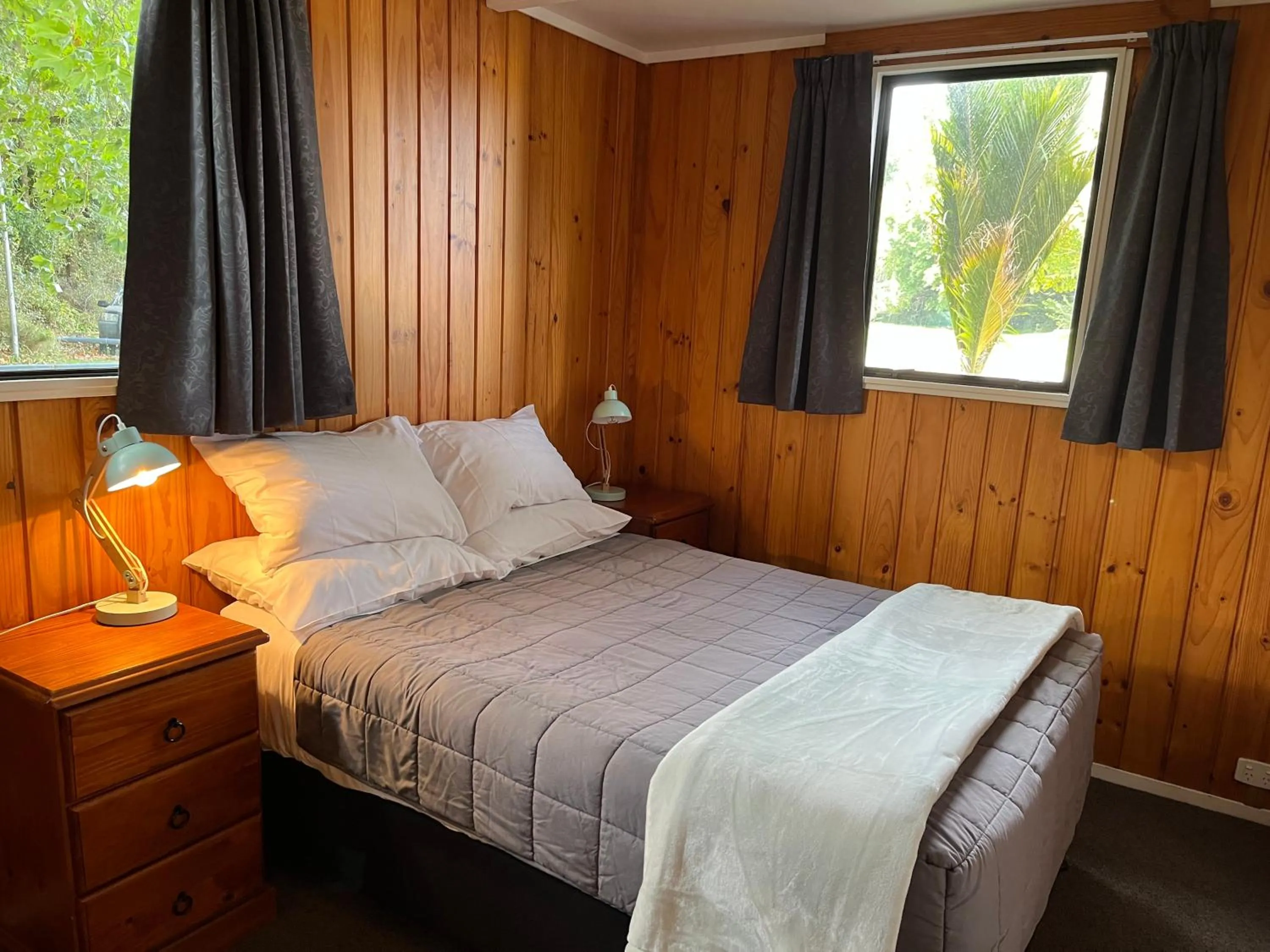 Bed in Whanganui River Top 10 Holiday Park