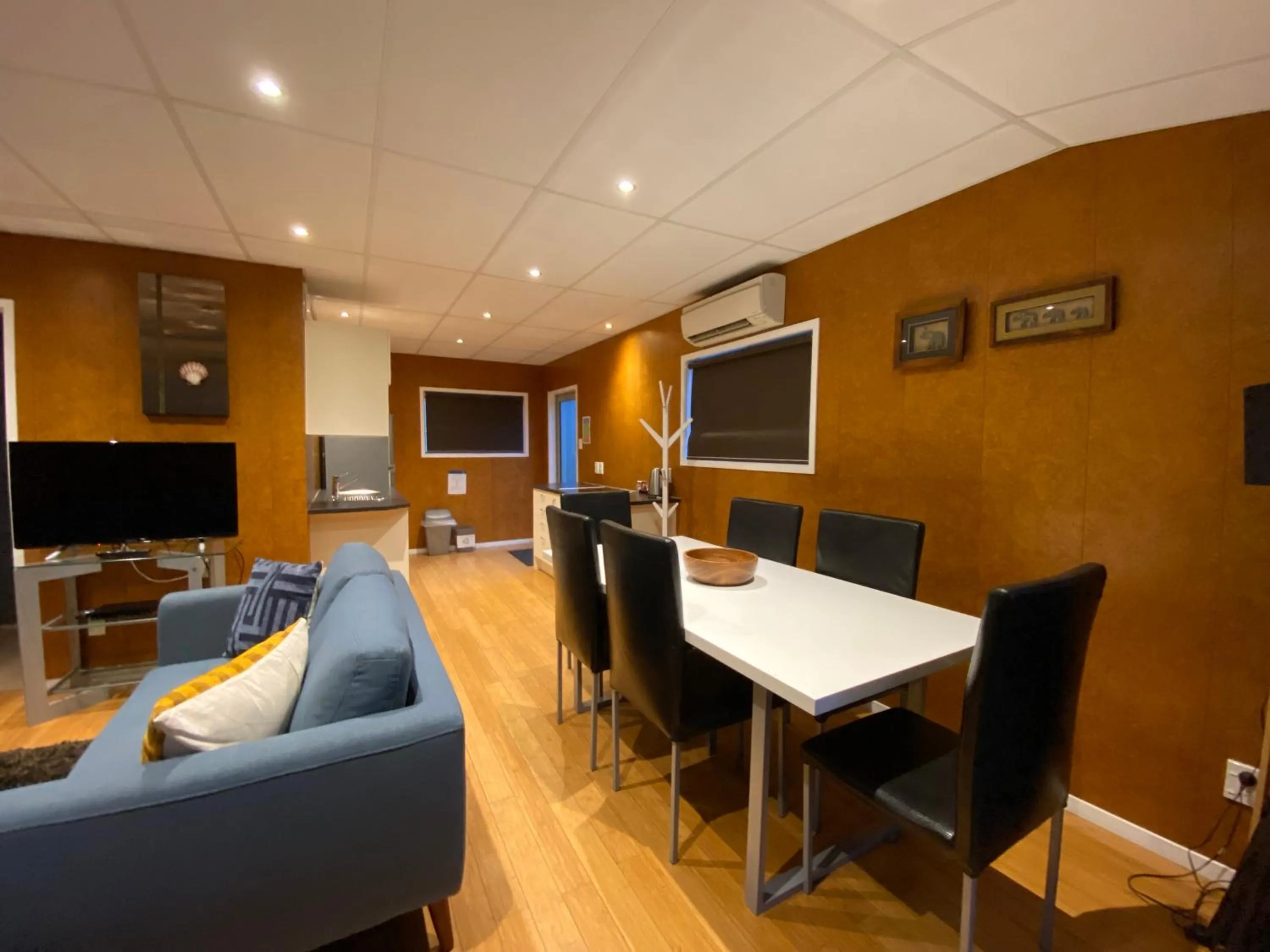 Living room in Whanganui River Top 10 Holiday Park