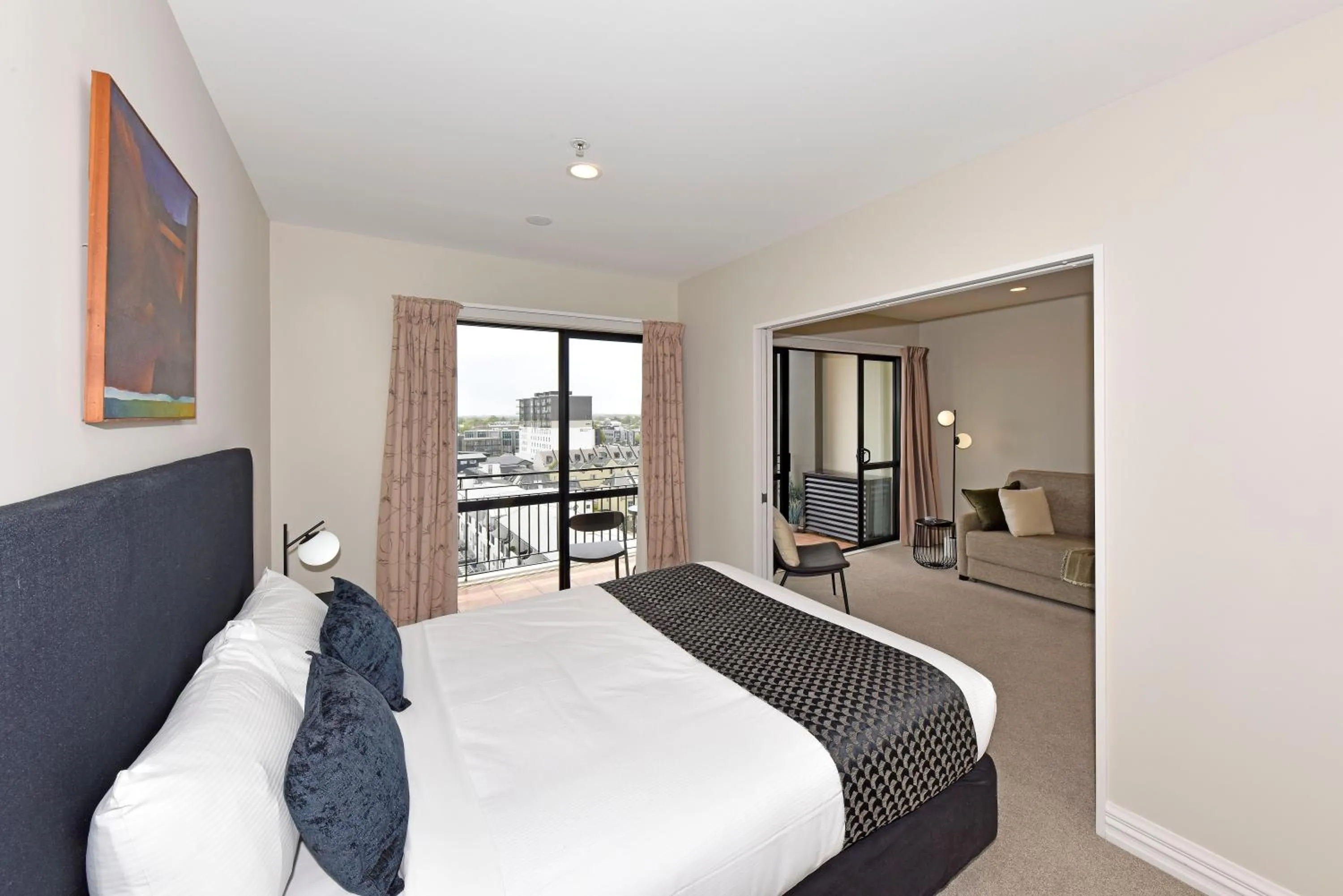 Bed in West Fitzroy Apartments