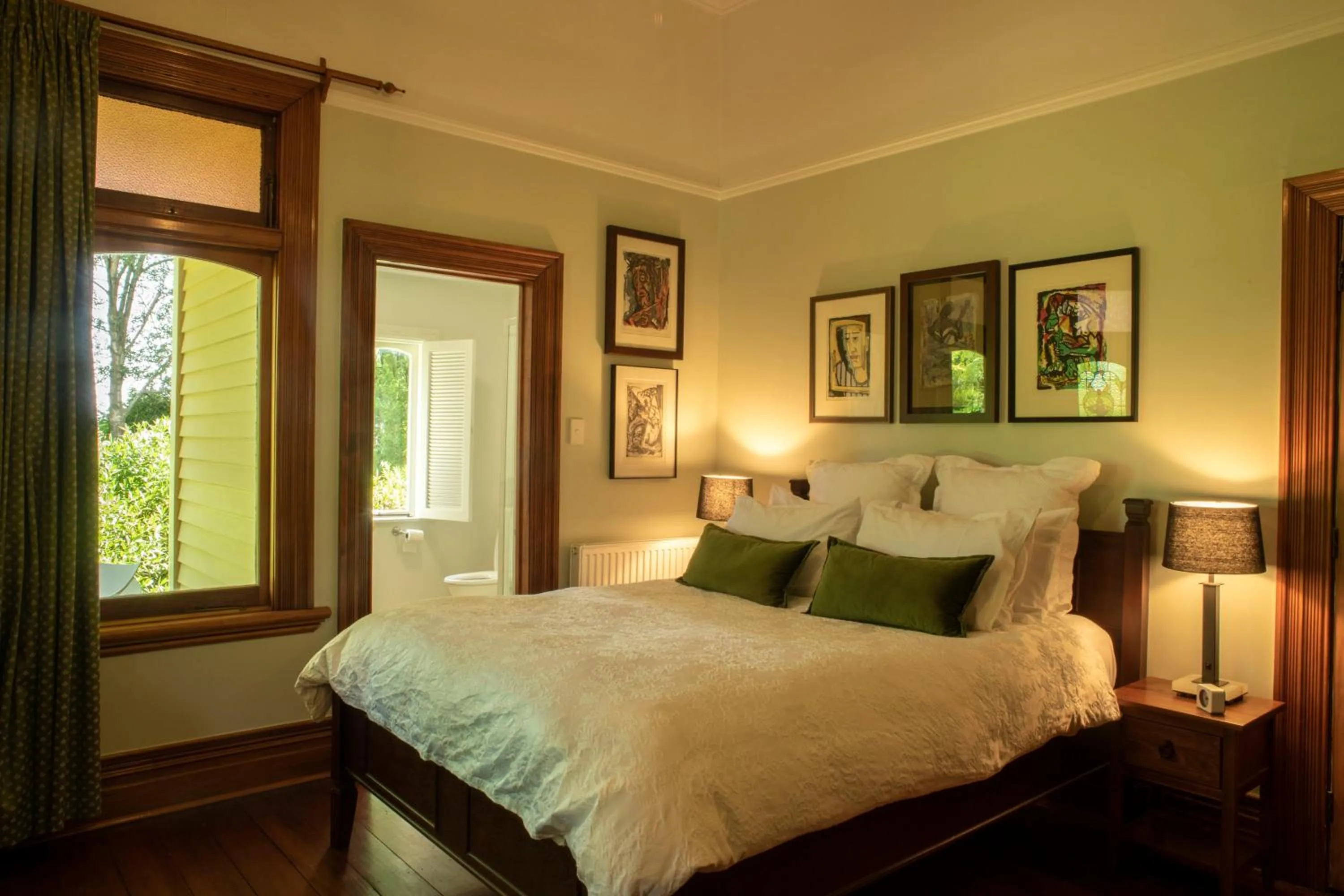 Bed in Hawthorne House