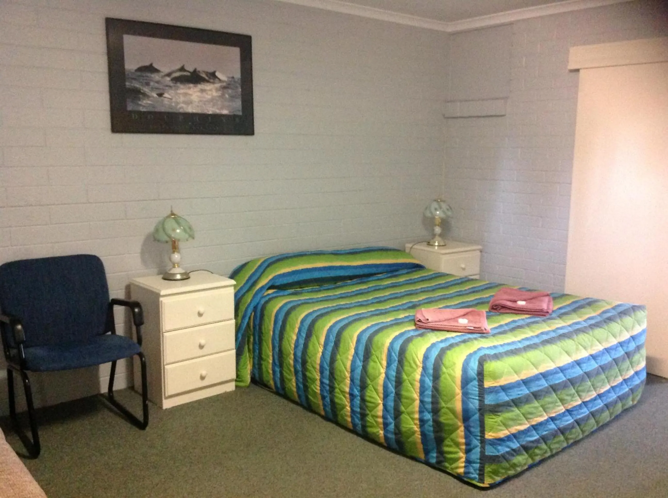 Bedroom, Bed in Murray Bridge Motor Inn