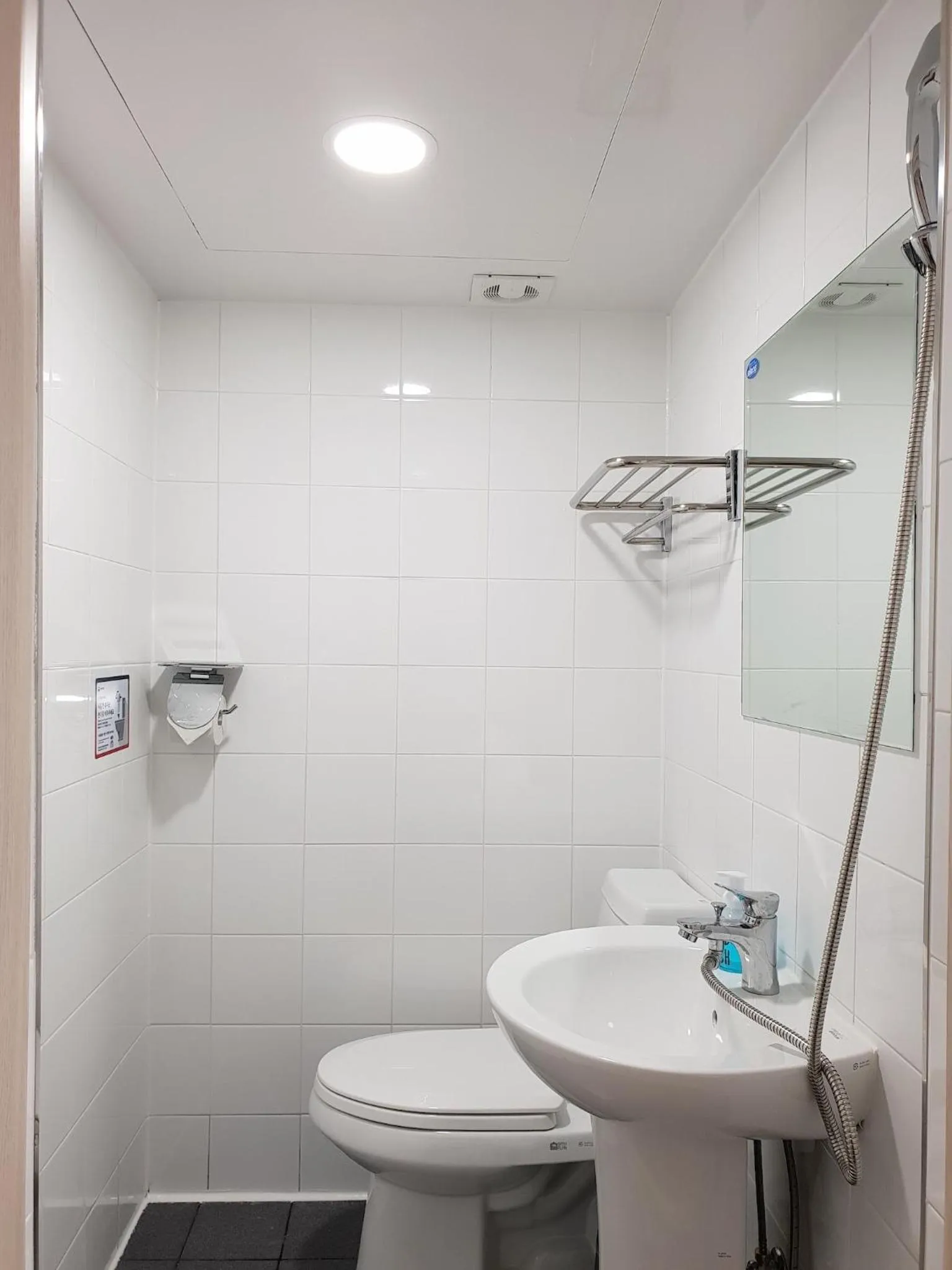Shower in Dal Garam Guesthouse - 외국인 전용