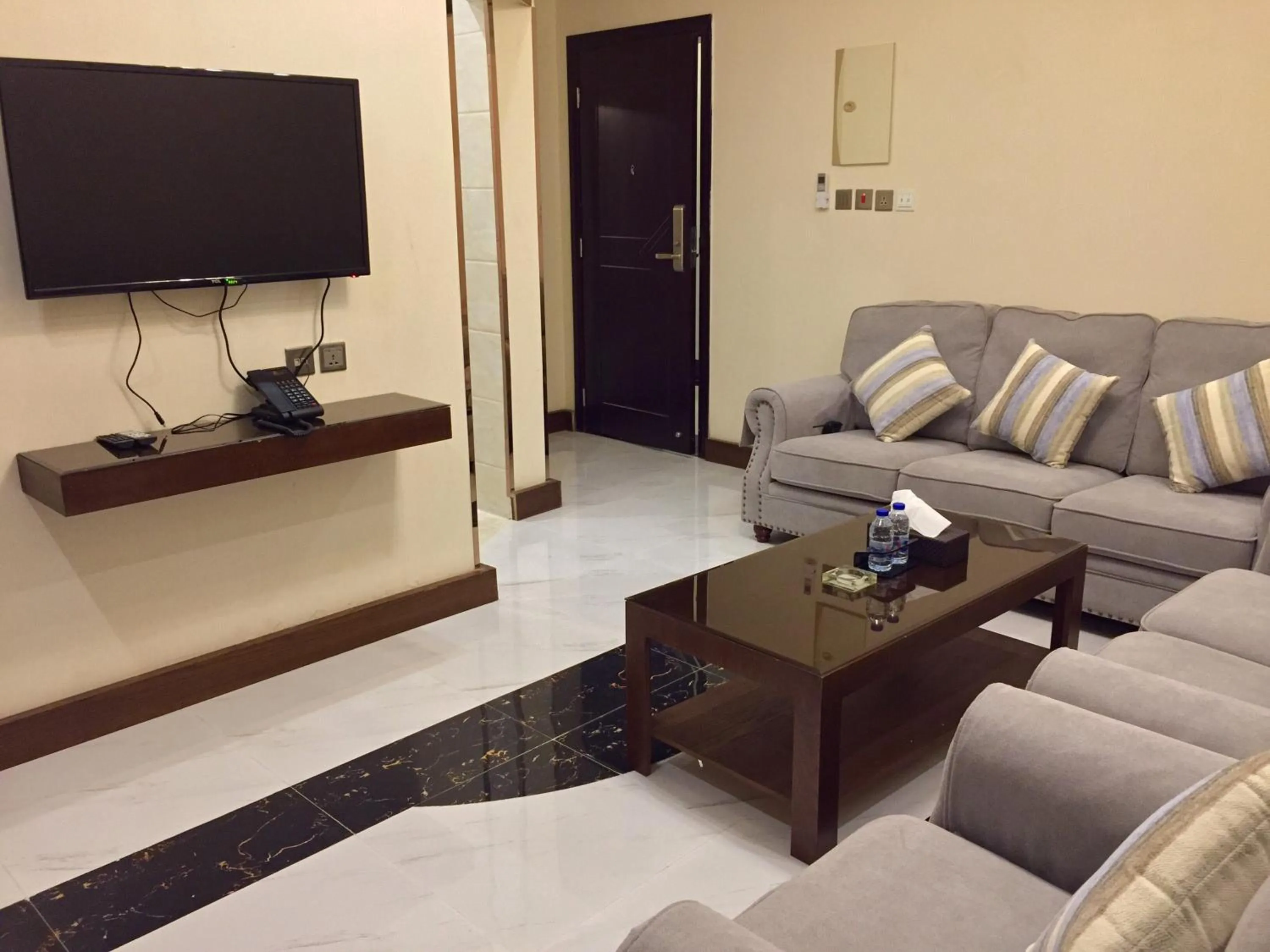 TV and multimedia in Aral Hotel Apartments