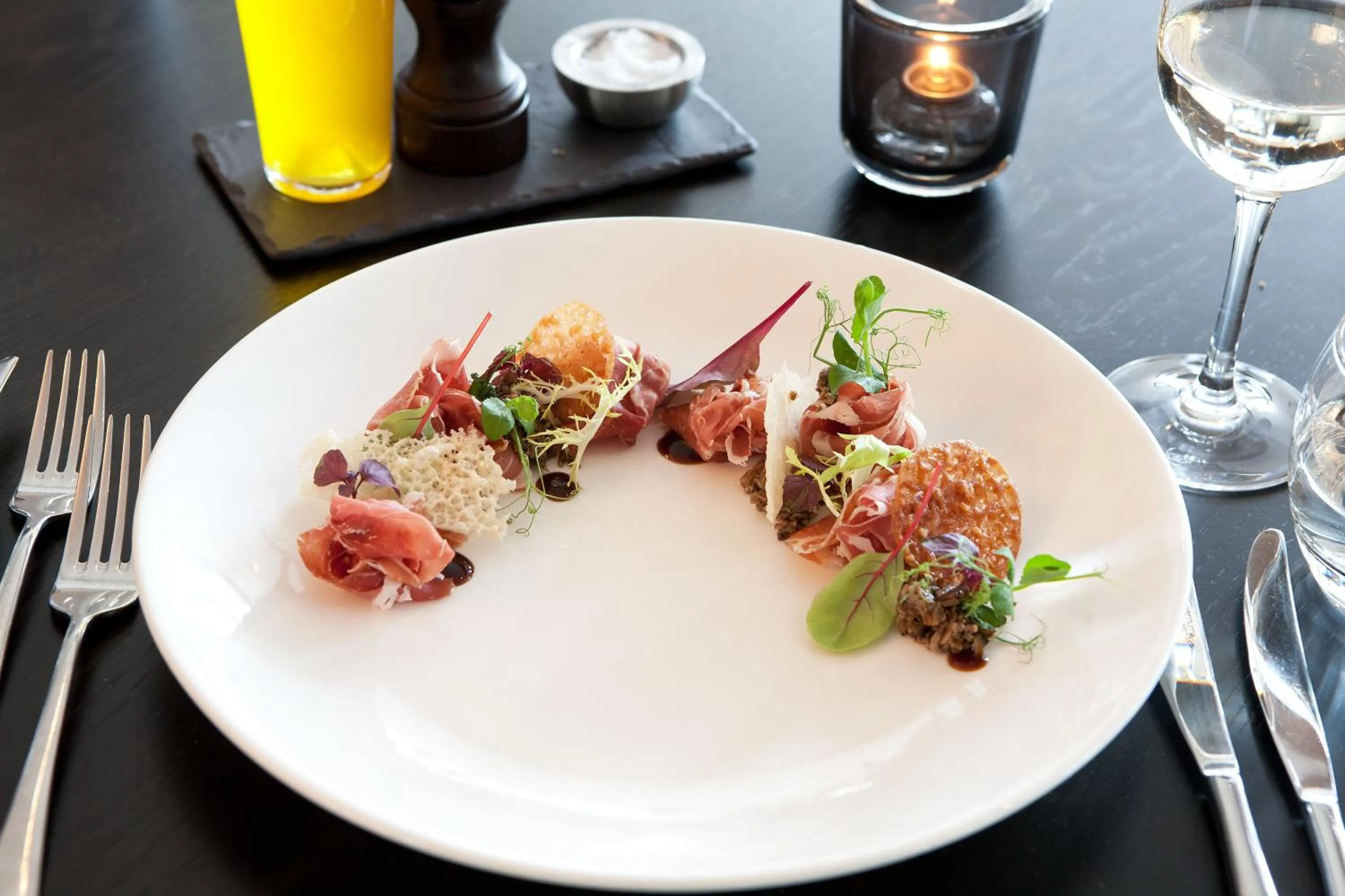 Food and drinks in Fletcher Hotel-Restaurant Duinzicht