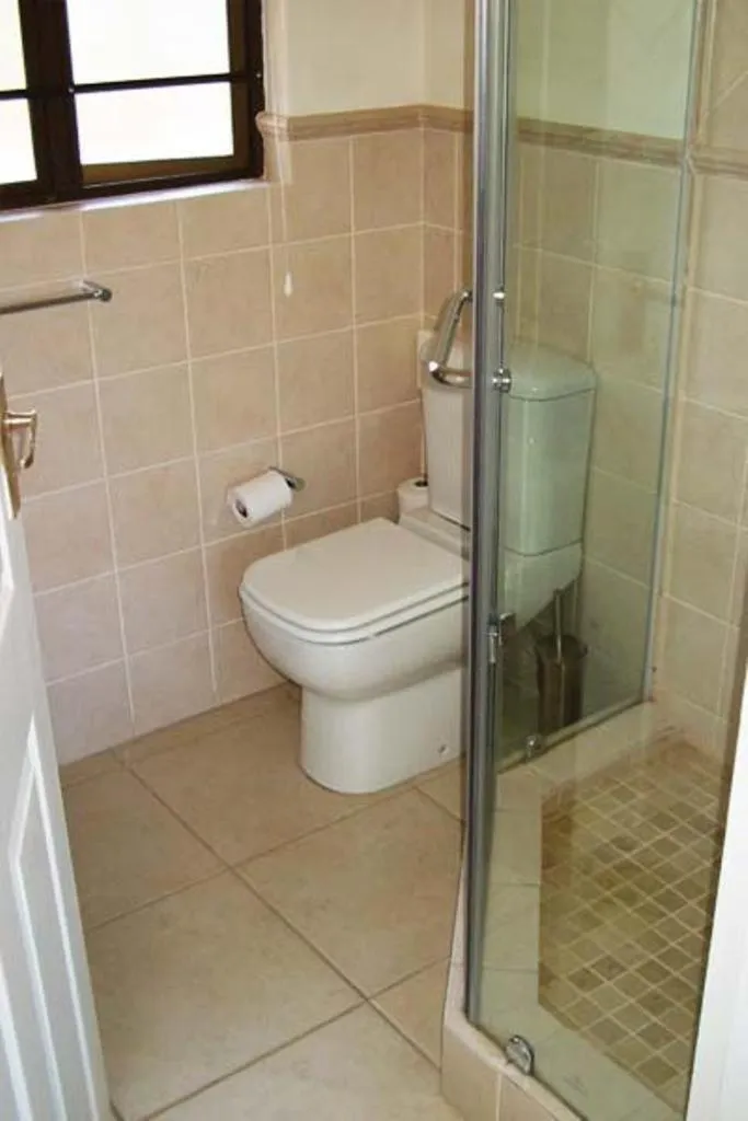 Toilet in Tesorino Bed and Breakfast