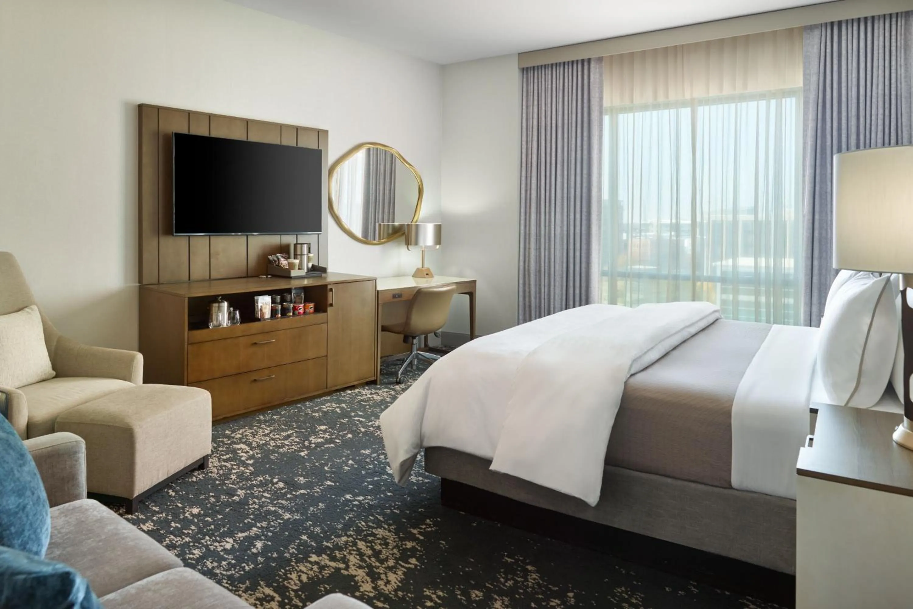 Bedroom, Bed in The Westin Memphis Beale Street