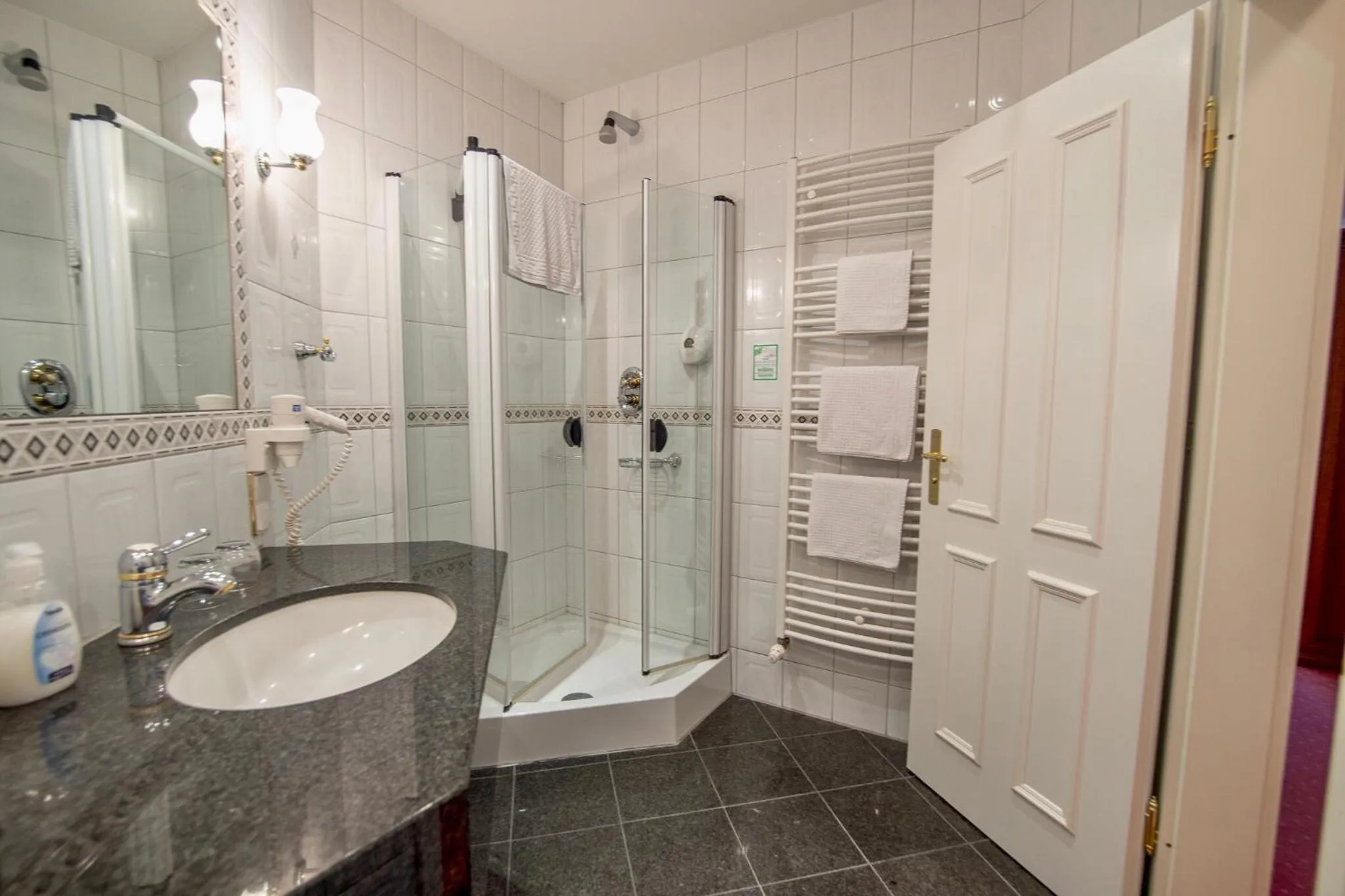 Shower in Hotel Residenz Rennhack