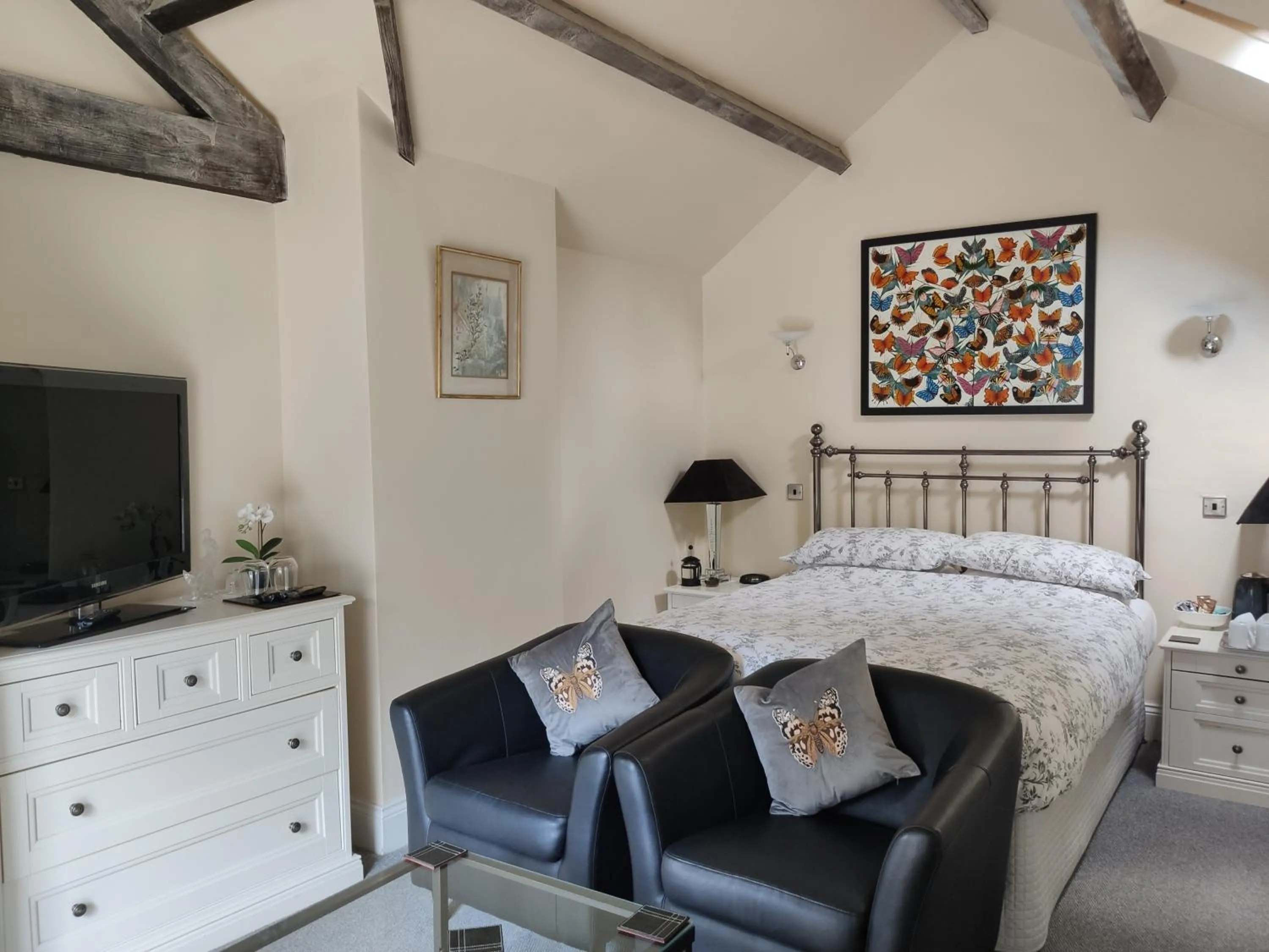 Bed in Cascades Gardens