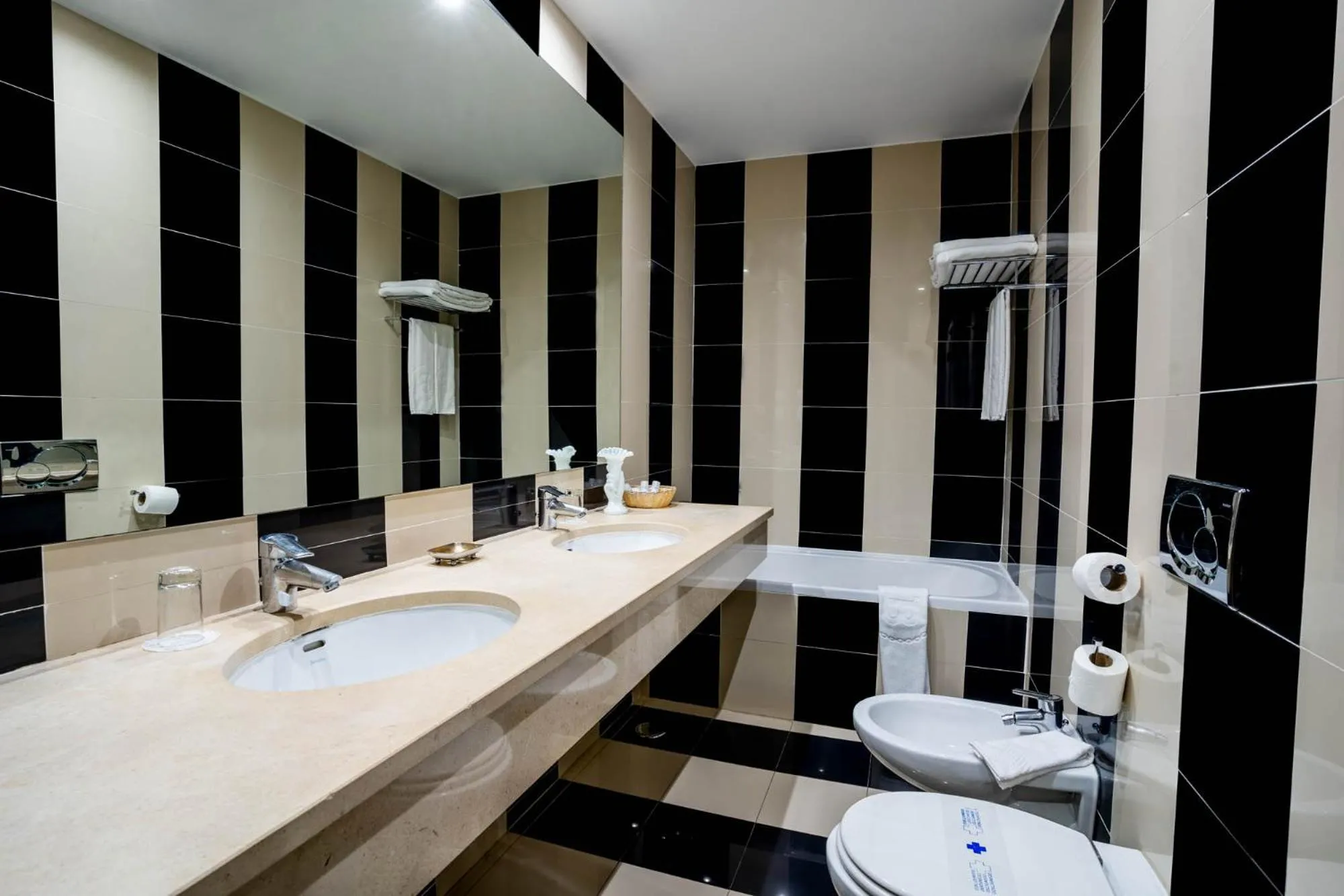 Bathroom in Boa Vista Hotel & Spa - Adults Only