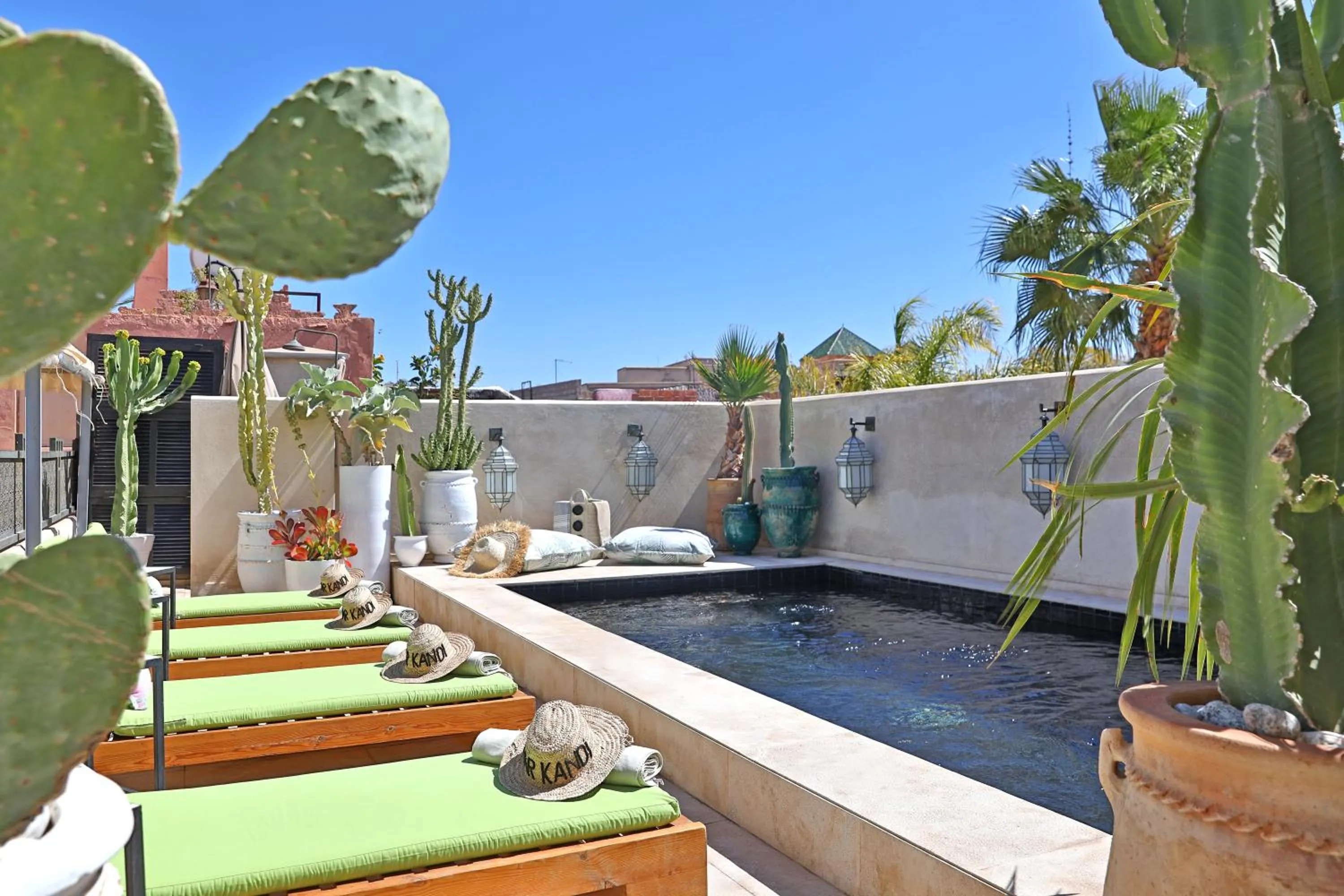 Solarium in Dar Kandi