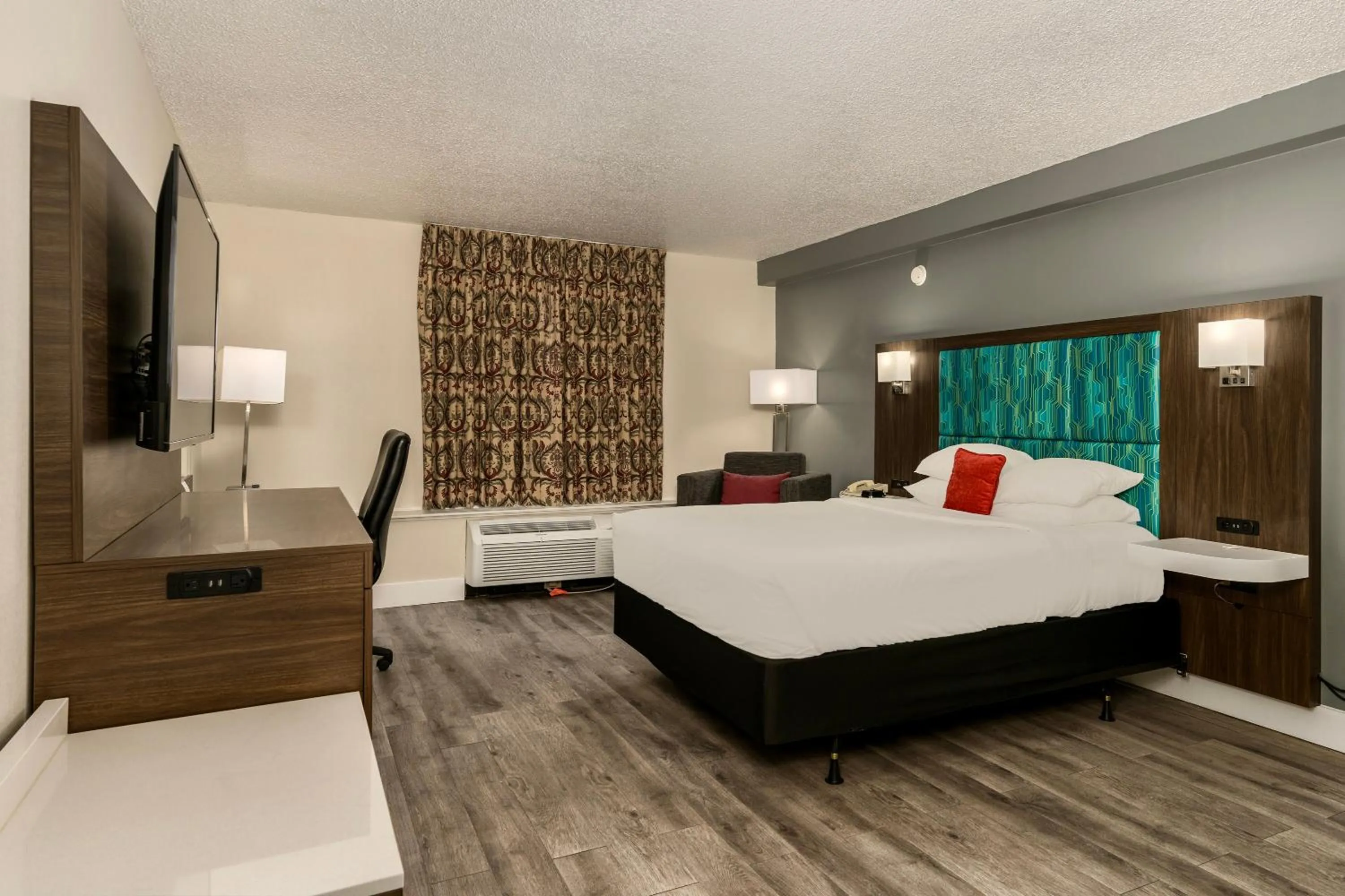 Bed in Red Lion Hotel Pocatello