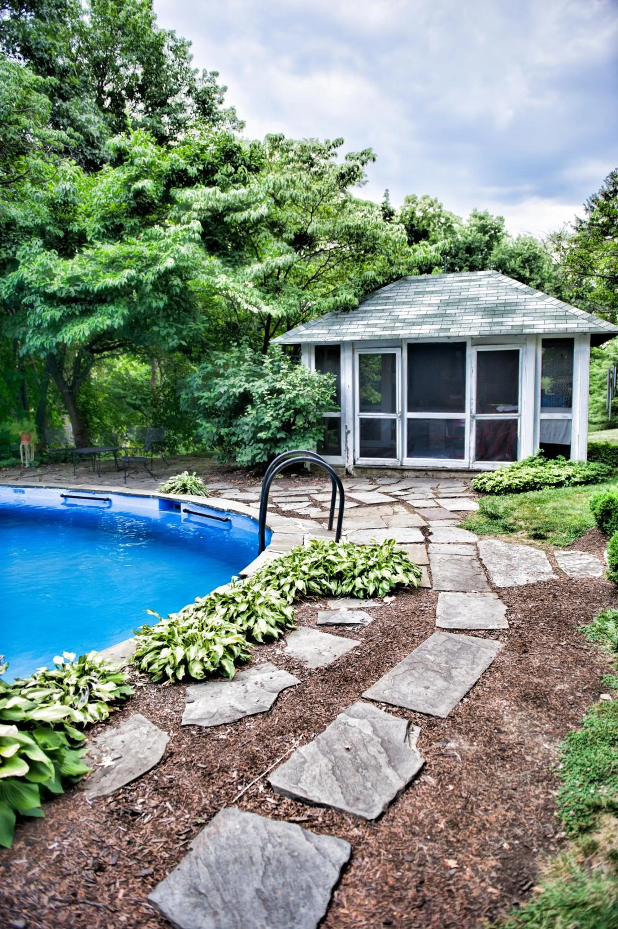 Patio in The Gables at Stirling Guest Hotel
