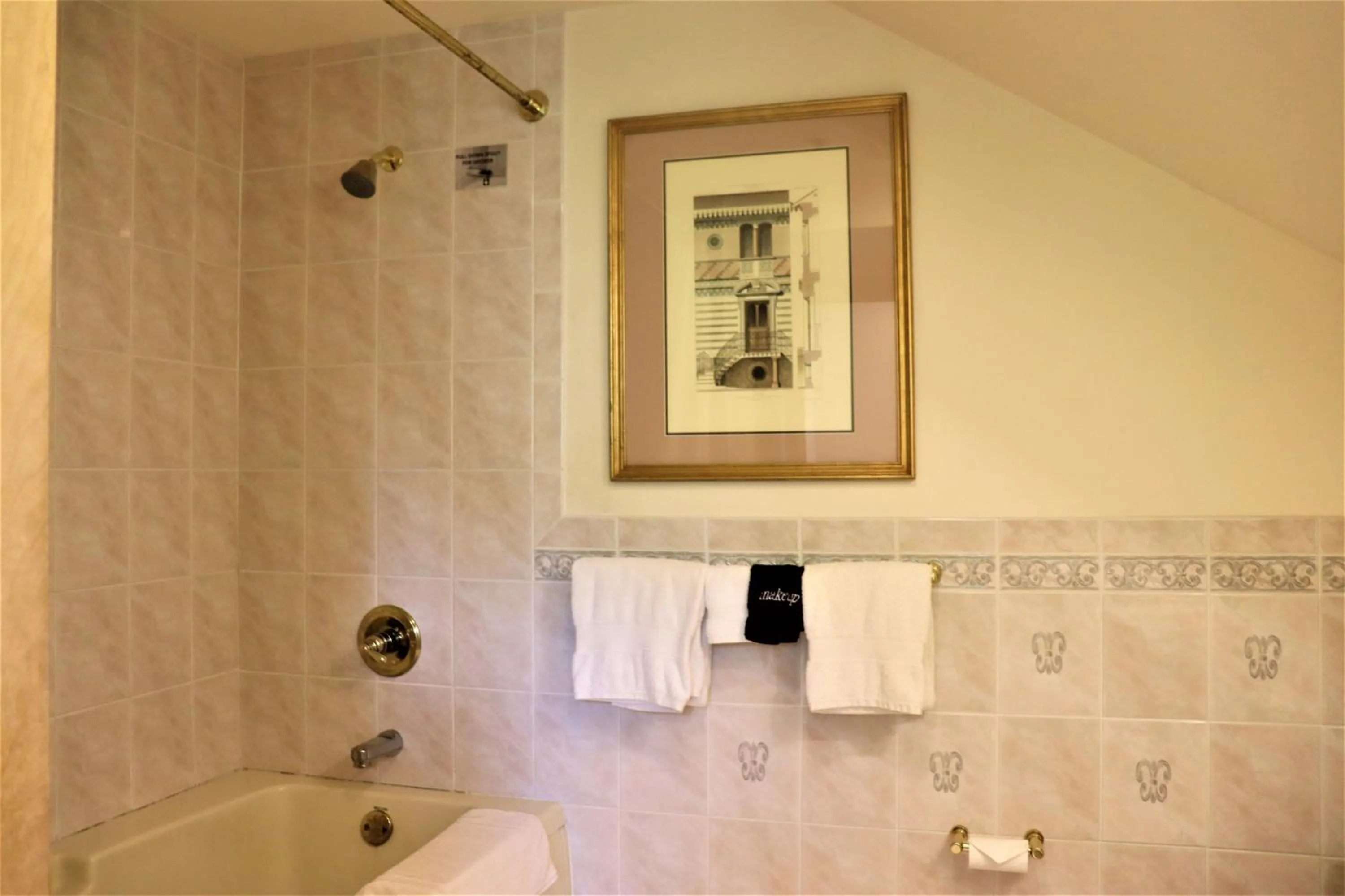 The Gables at Stirling Guest Hotel