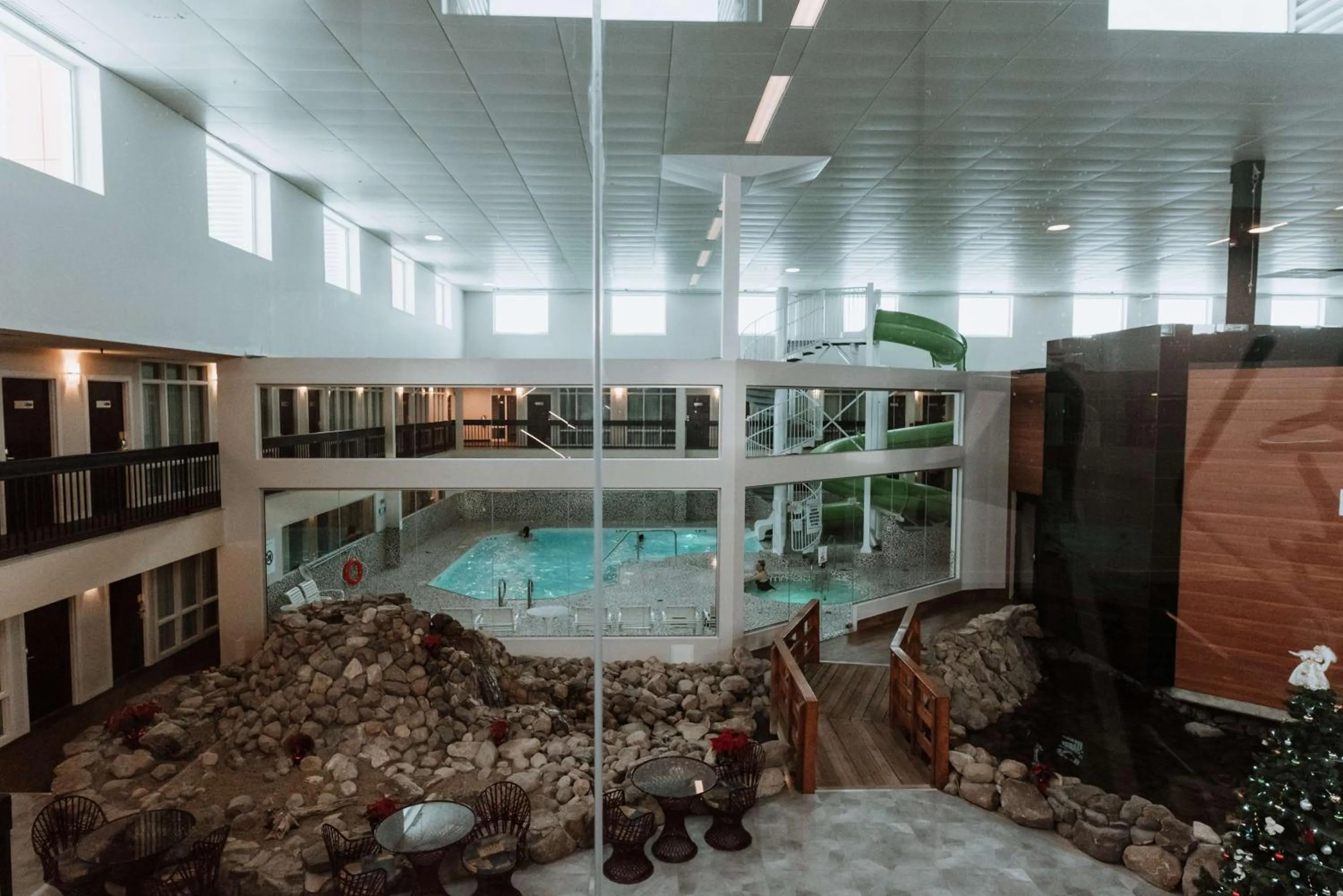 Lobby or reception in Coast Nisku Inn & Conference Centre