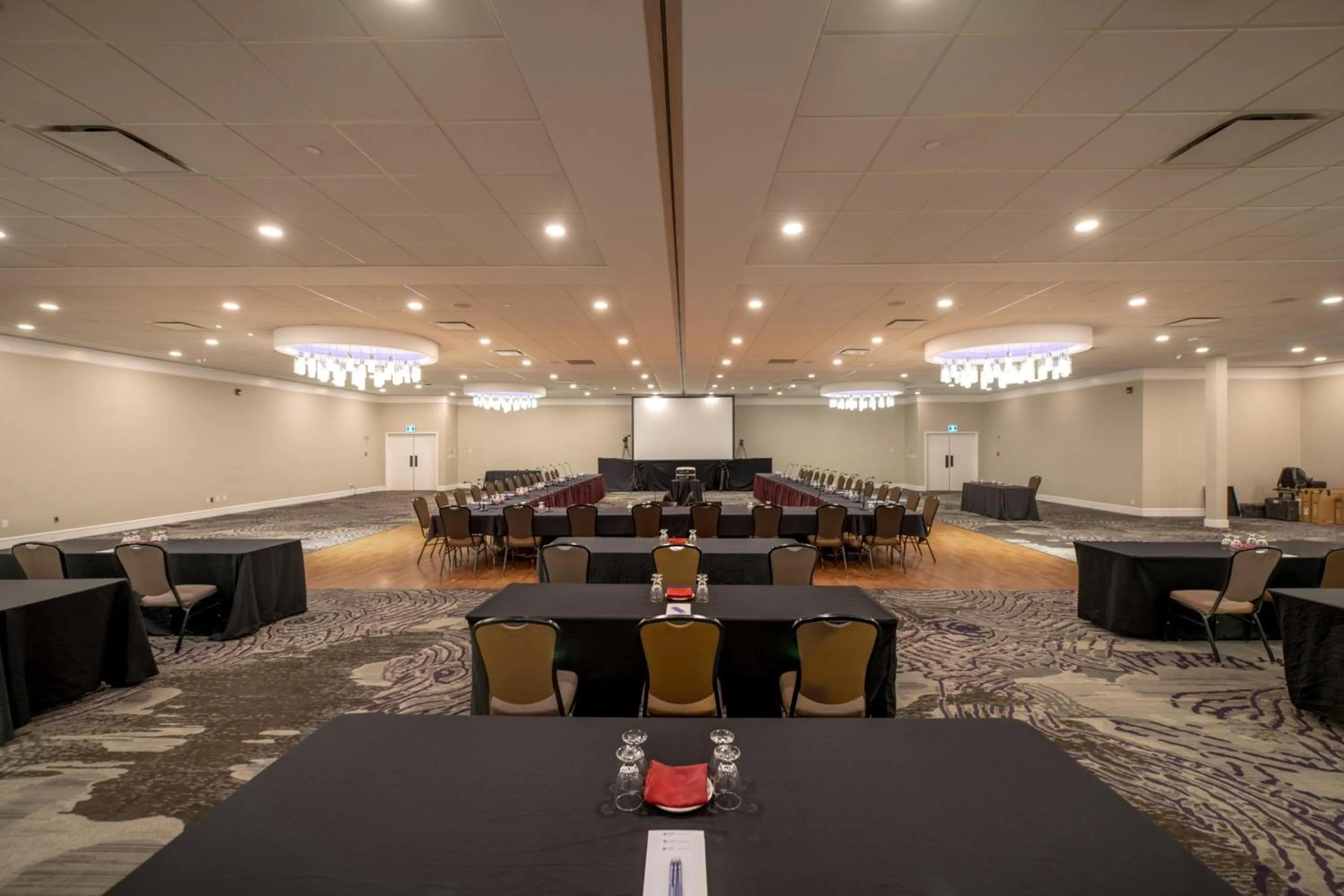 Meeting/conference room in Coast Nisku Inn & Conference Centre