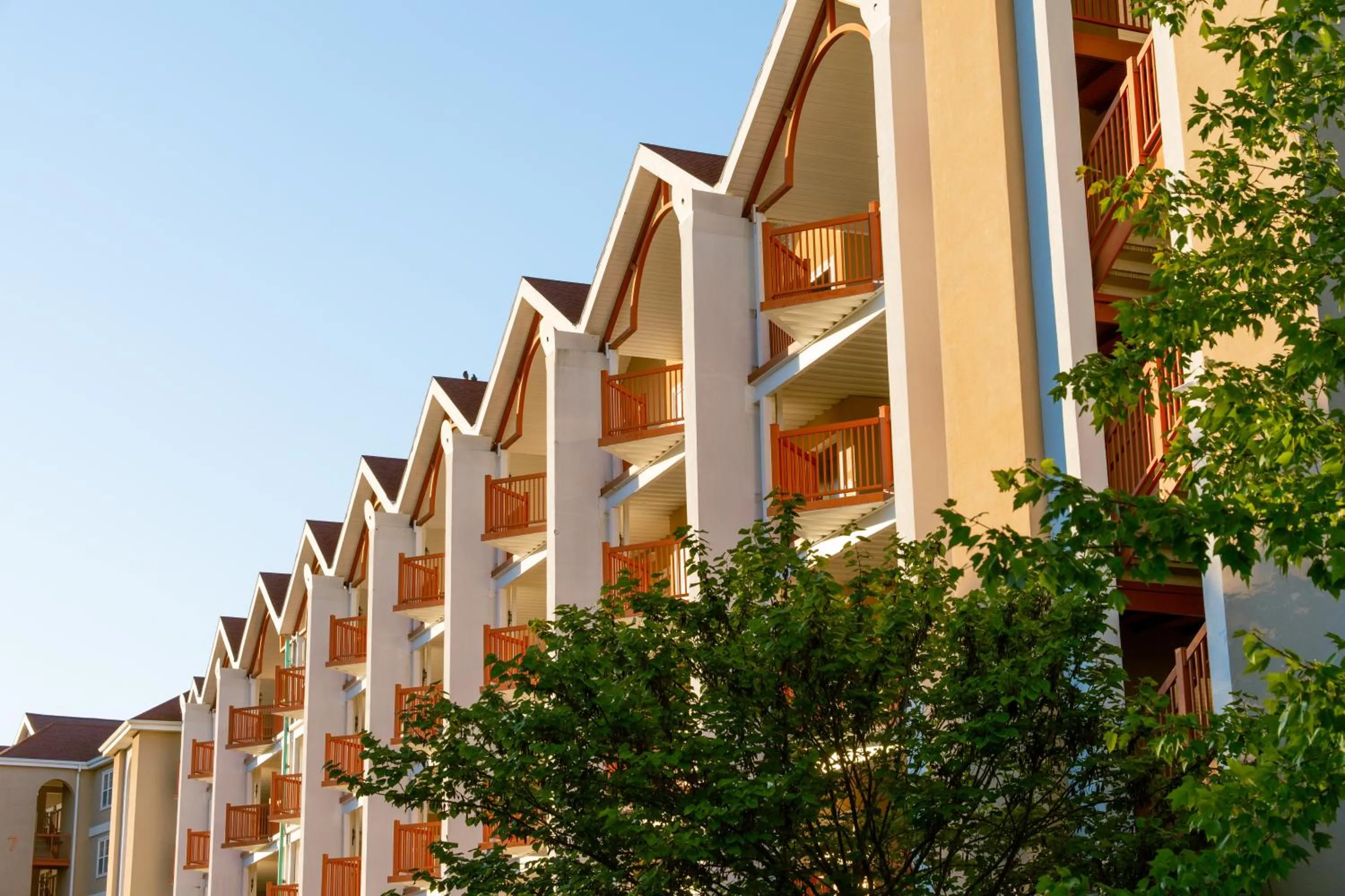 Property building in Grand Crowne Resort