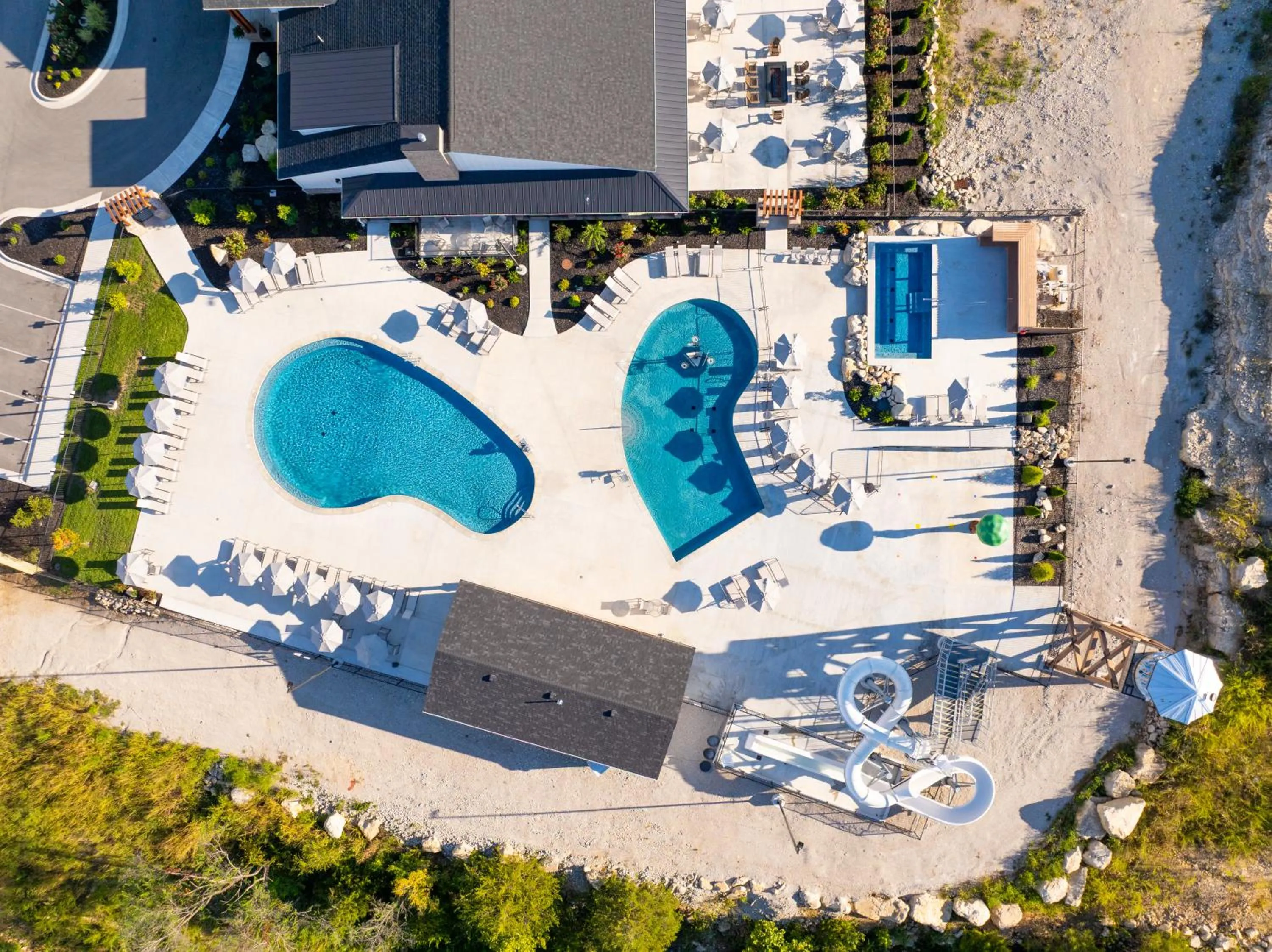 Day in Grand Crowne Resort