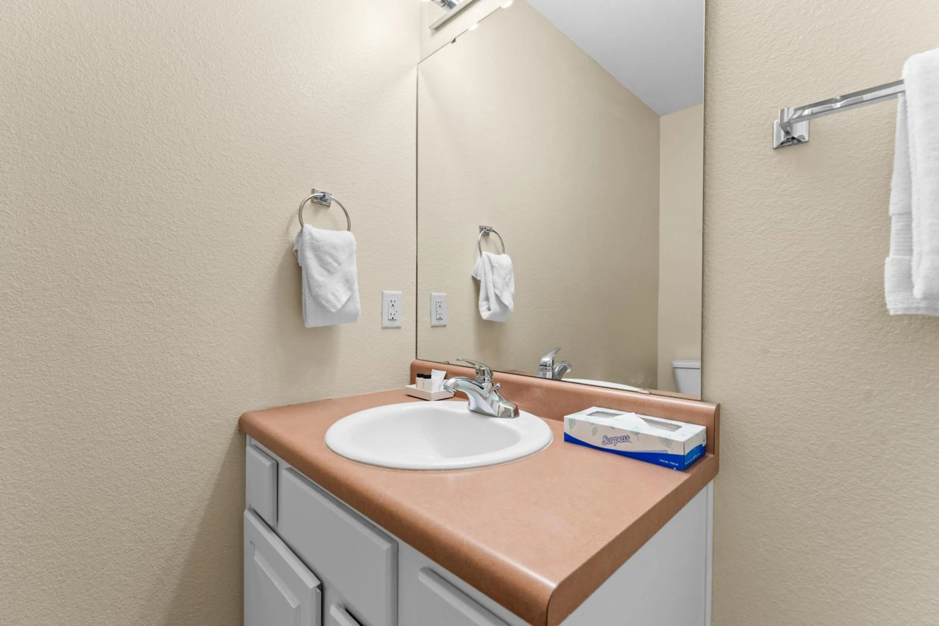 Bathroom in Grand Crowne Resort