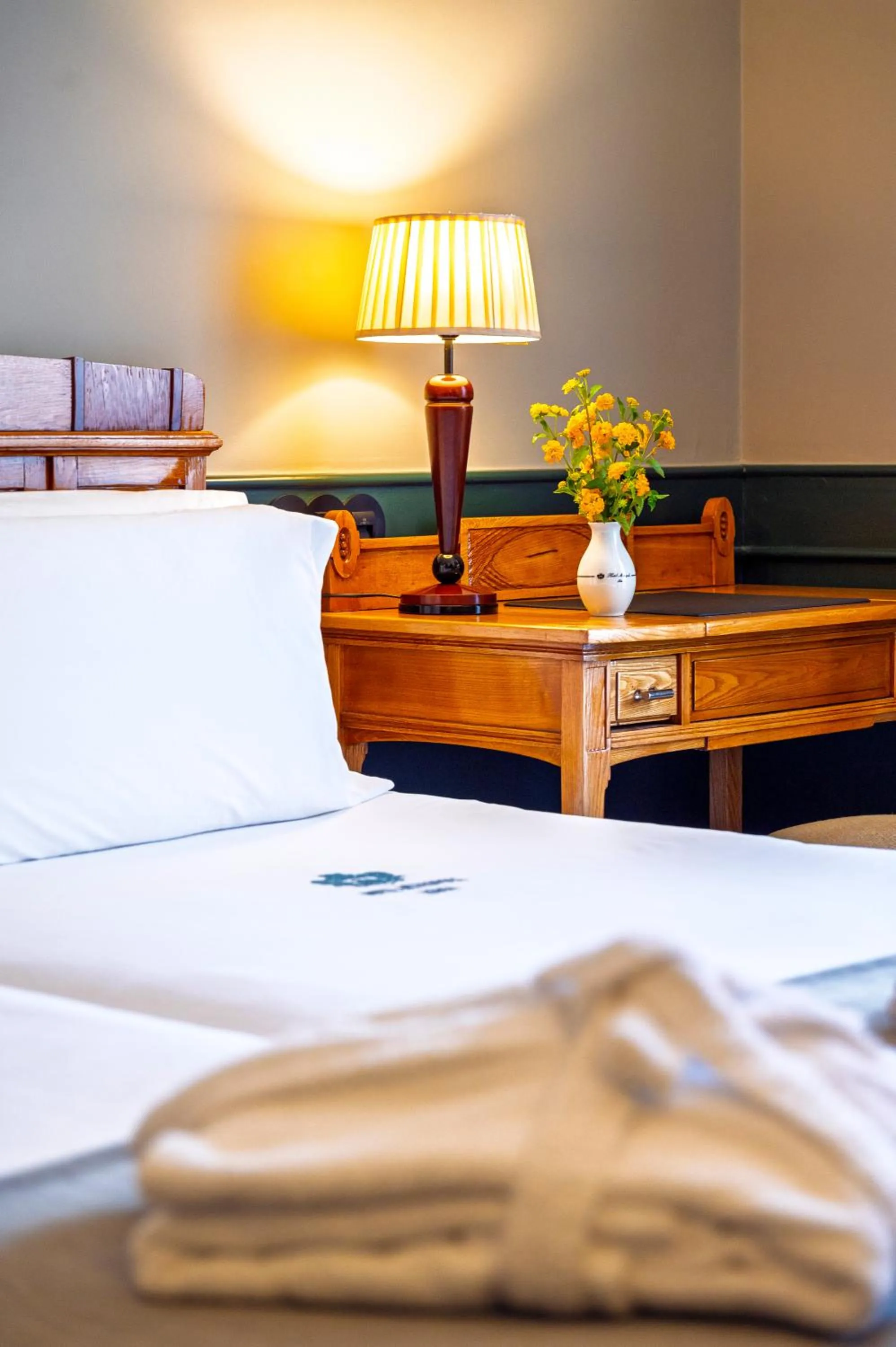 Decorative detail, Bed in Hotel Metropole