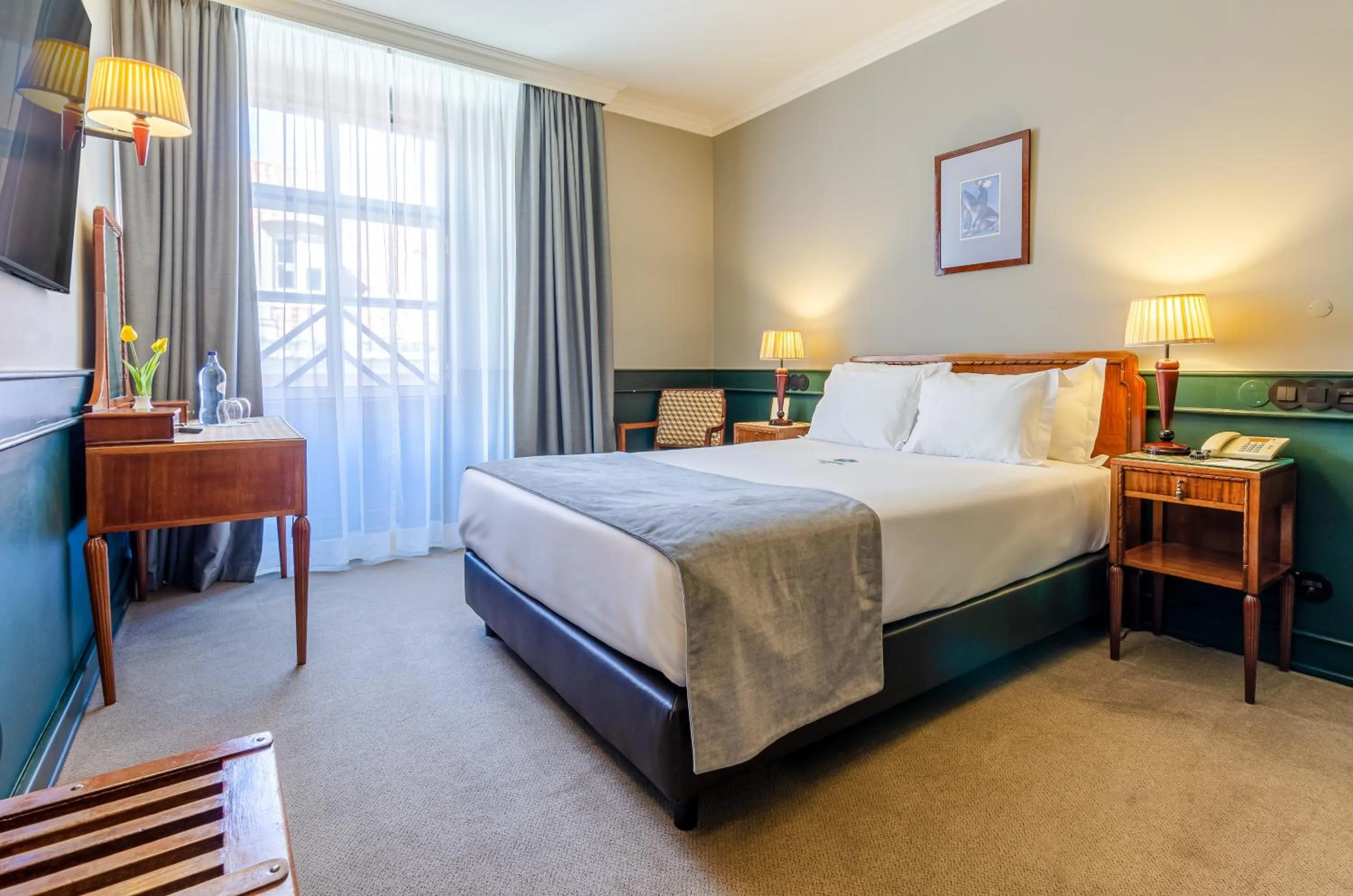 Bed in Hotel Metropole