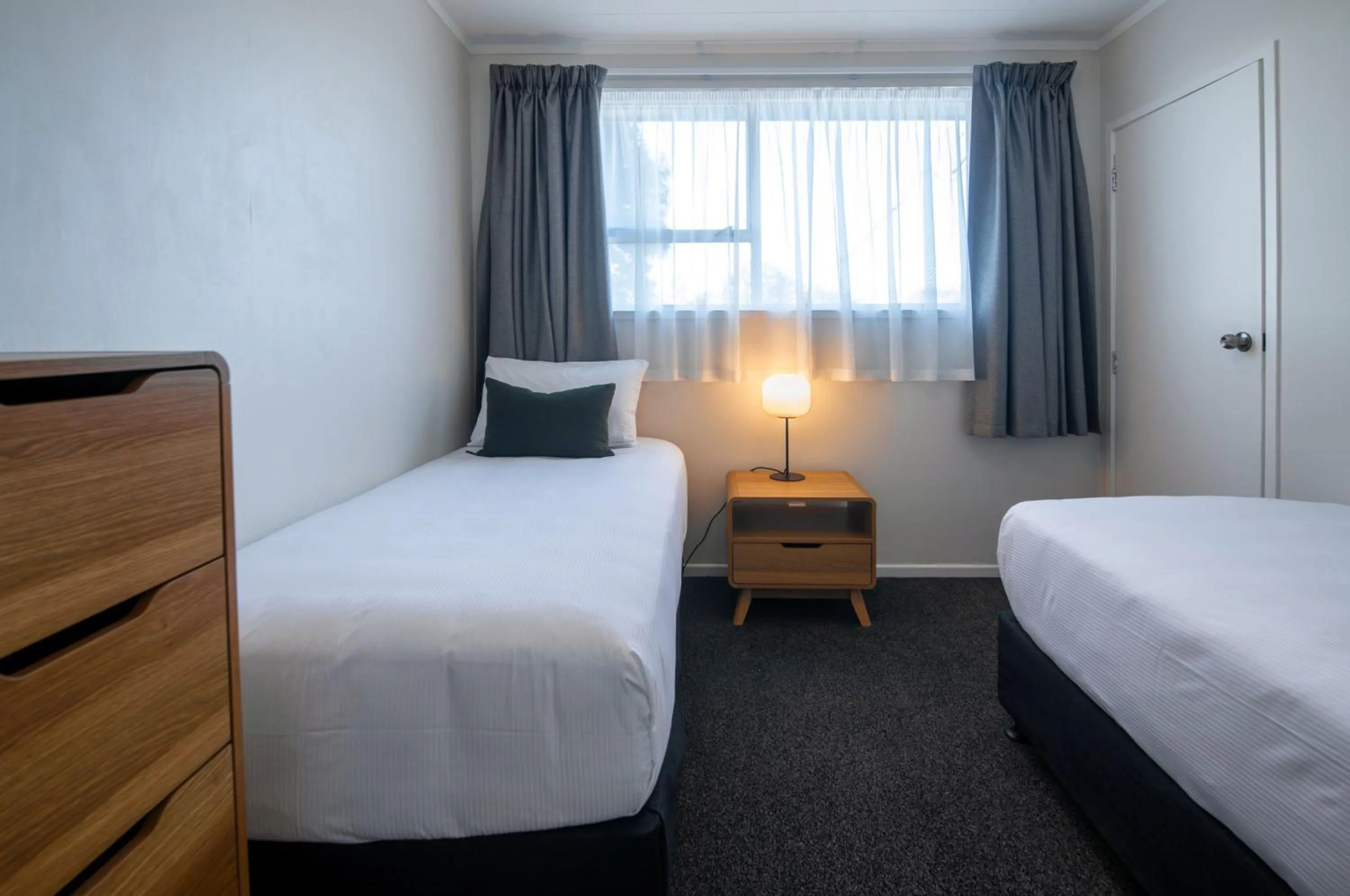 Bedroom, Bed in Ripple Rotorua