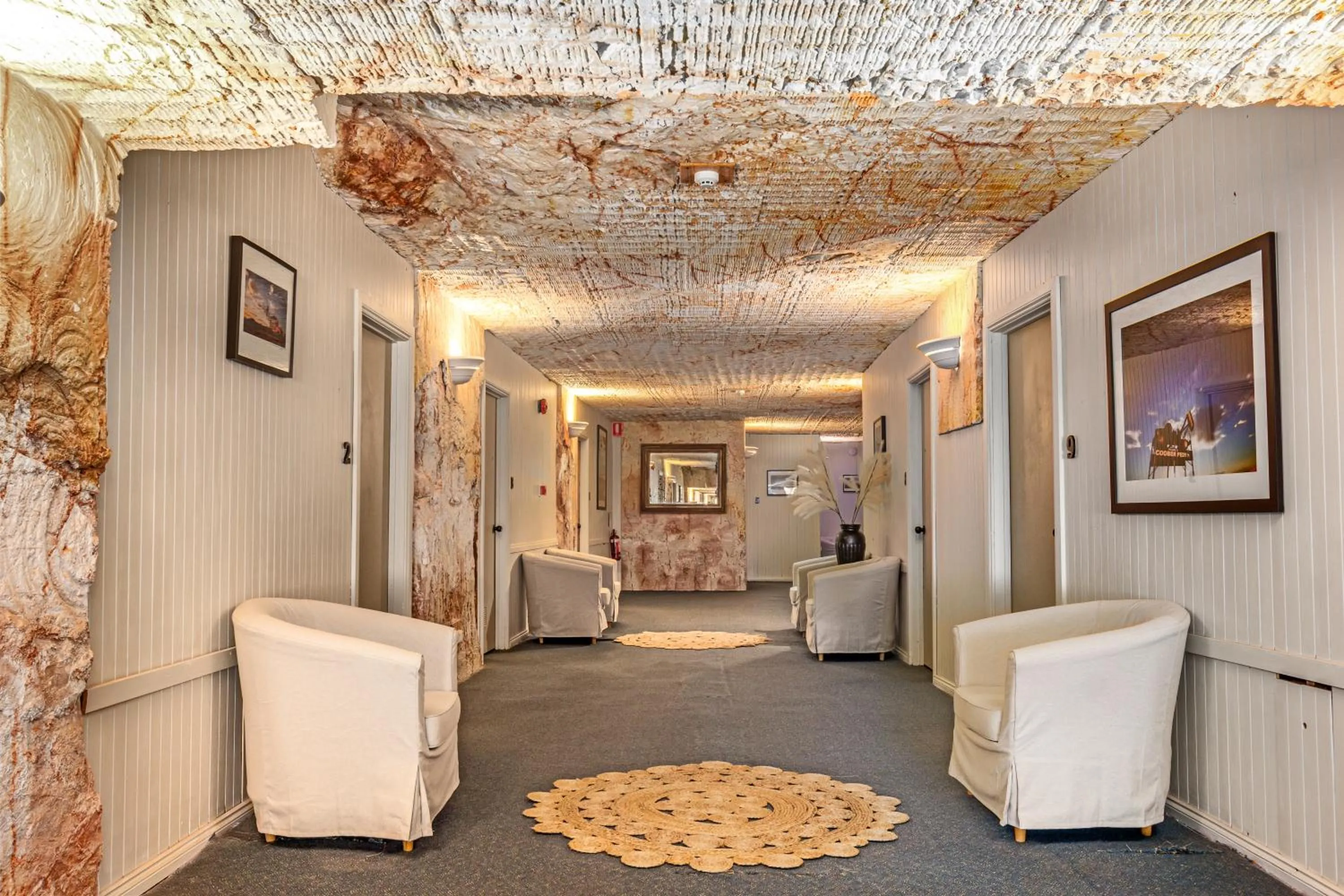 Seating area in Coober Pedy Experience Motel