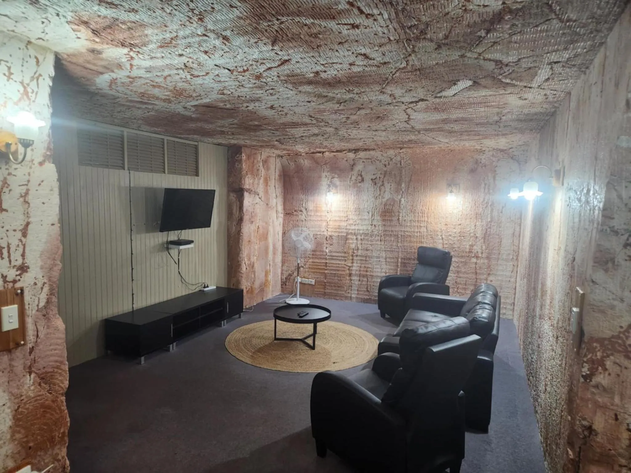 Living room in Coober Pedy Experience Motel