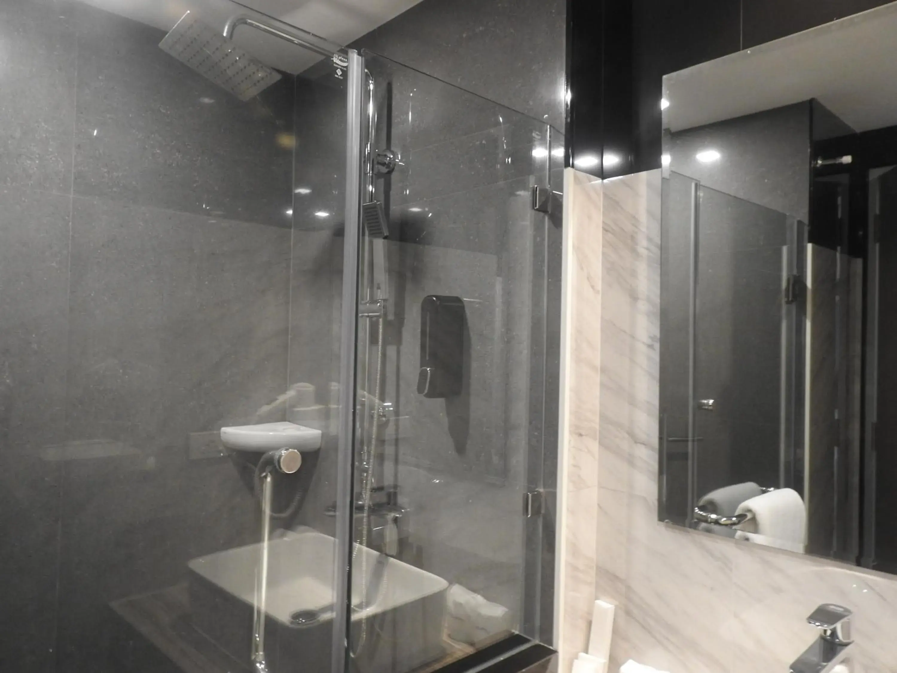 Superior Twin Room in Bay Window at Sea Superior Twin Room in Bay Window at Sea