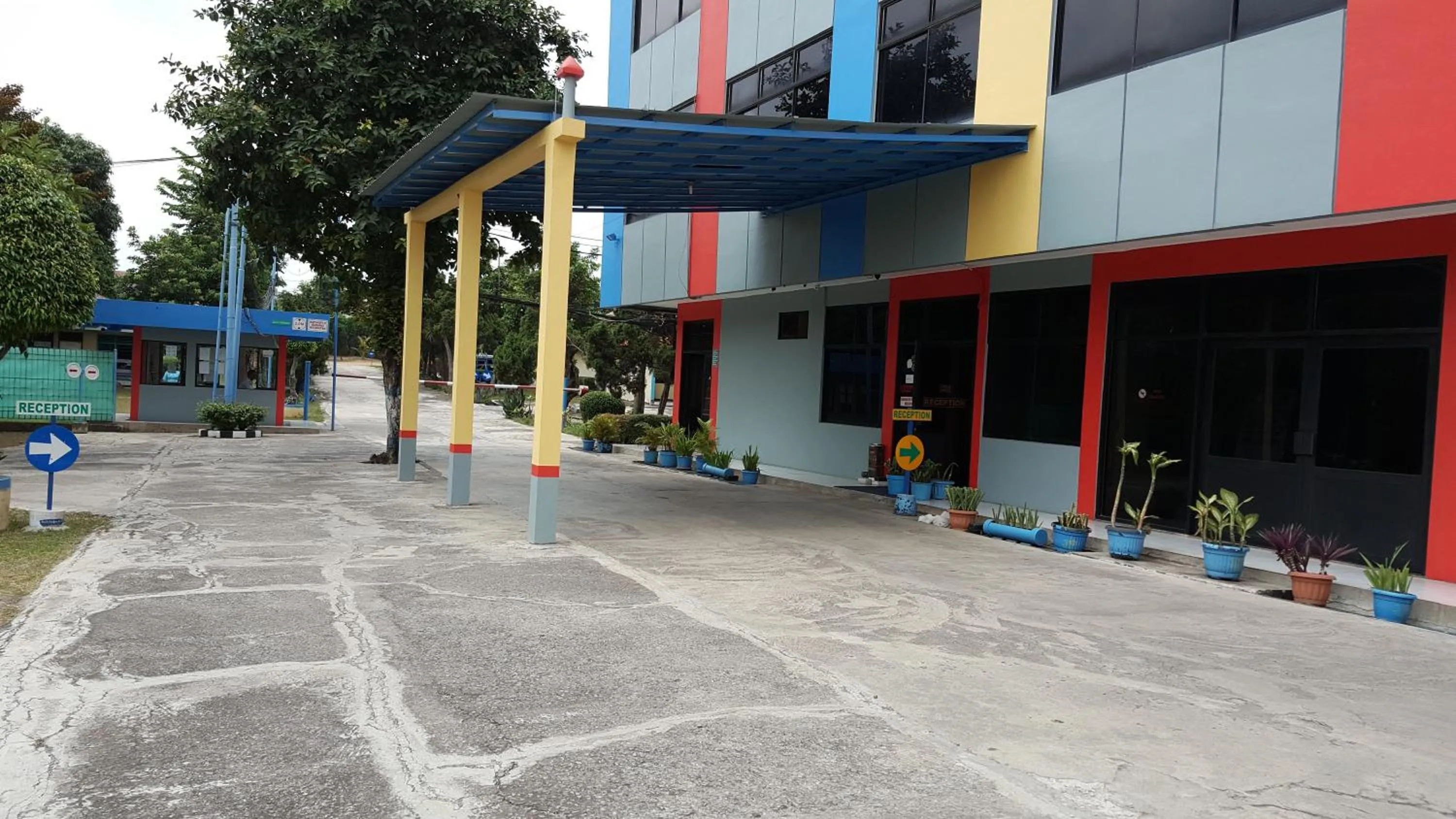 Property building in Sentosa Hotel & Restaurant - tersertifikasi CHSE dari Kementerian Pariwisata dan Ekonomi Kreatif