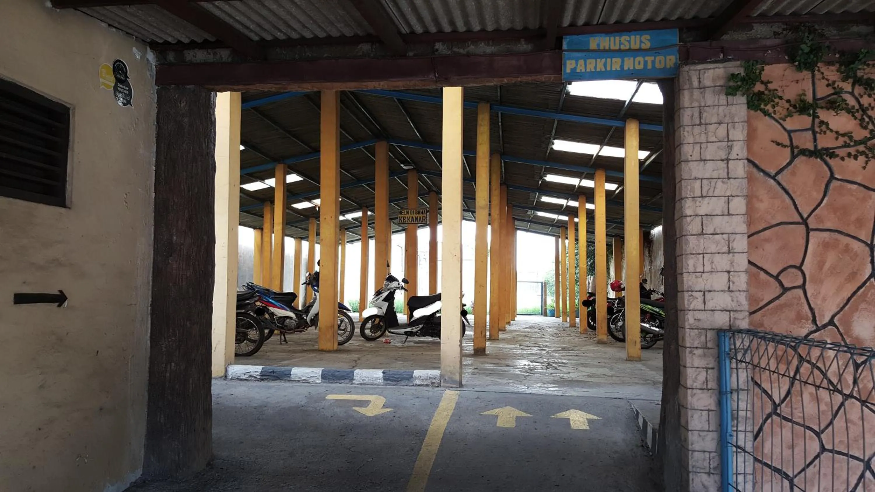 Property building in Sentosa Hotel & Restaurant - tersertifikasi CHSE dari Kementerian Pariwisata dan Ekonomi Kreatif