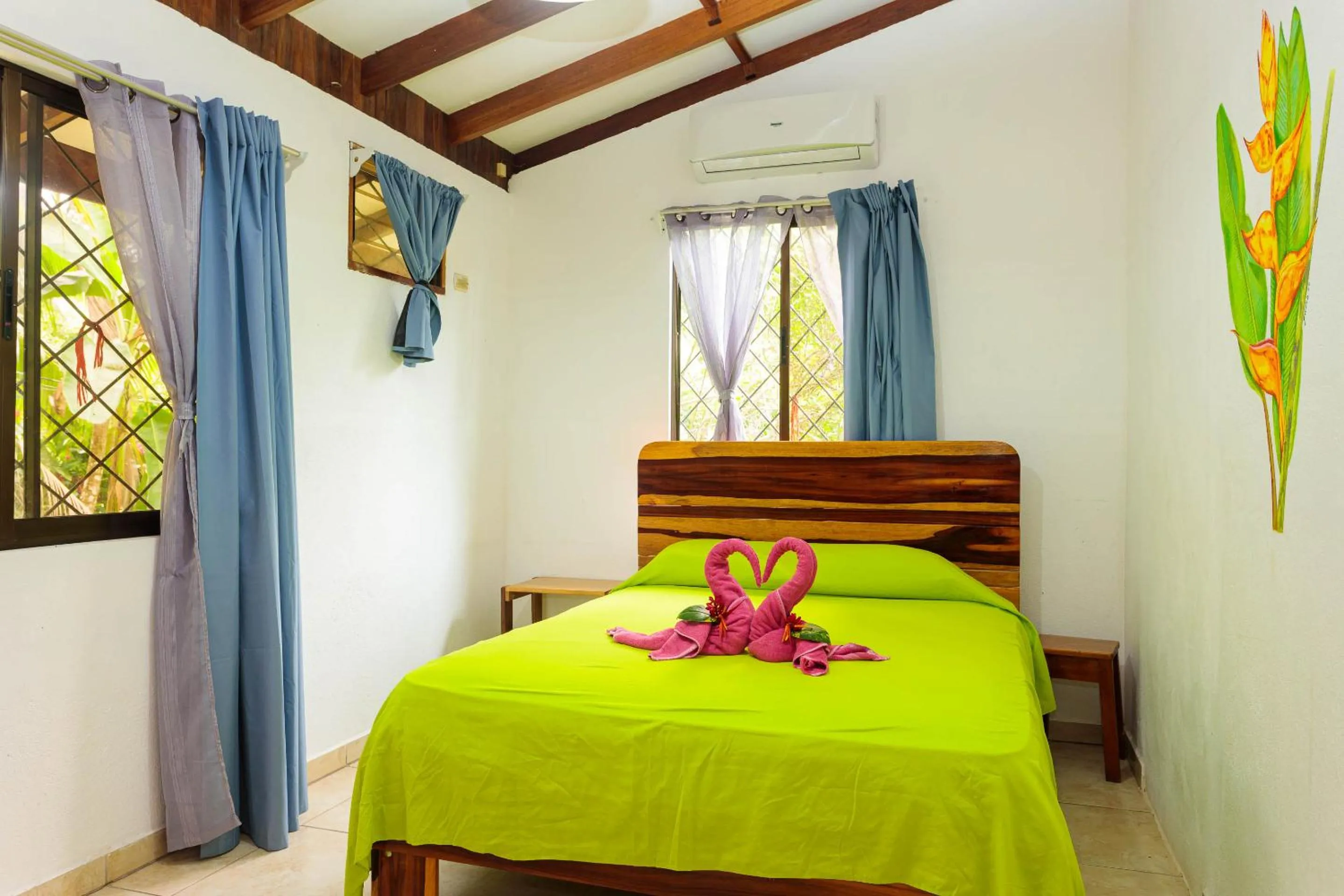 Bed in Bungalows Ache Cozy House