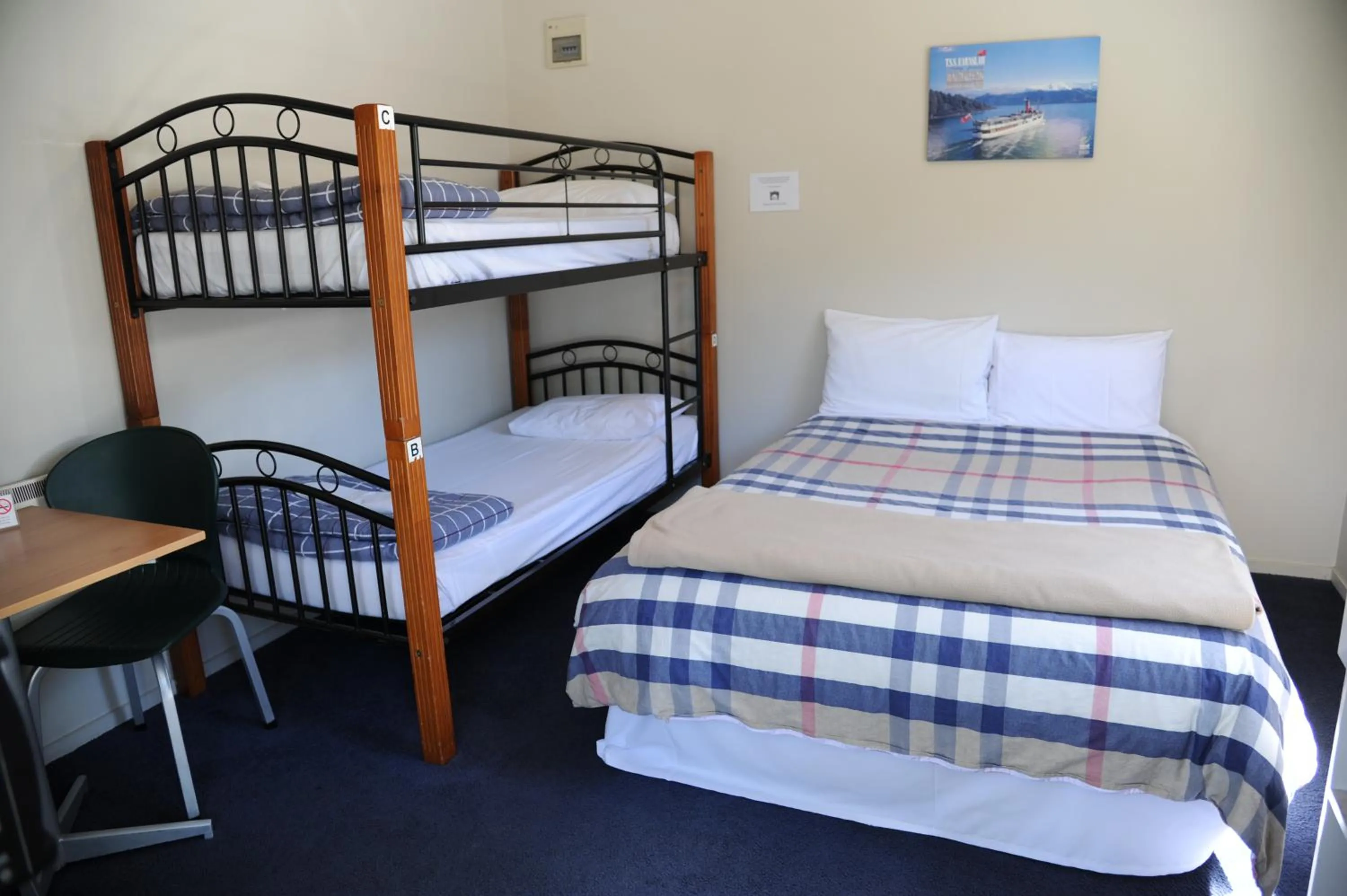 Bedroom, Bed in Blenheim Bridges Holiday Park