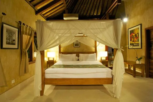 Bed in Three Monkeys Villas