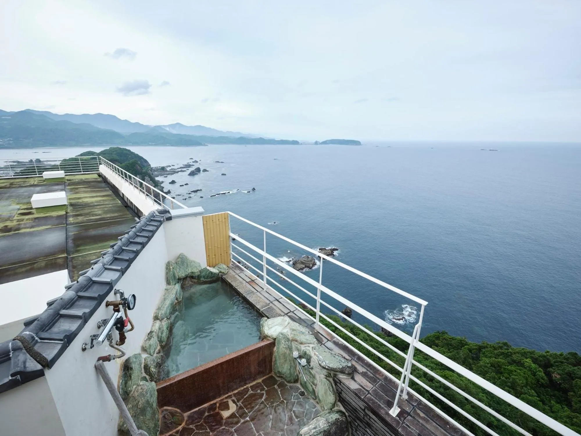 Day in Hotel Urashima