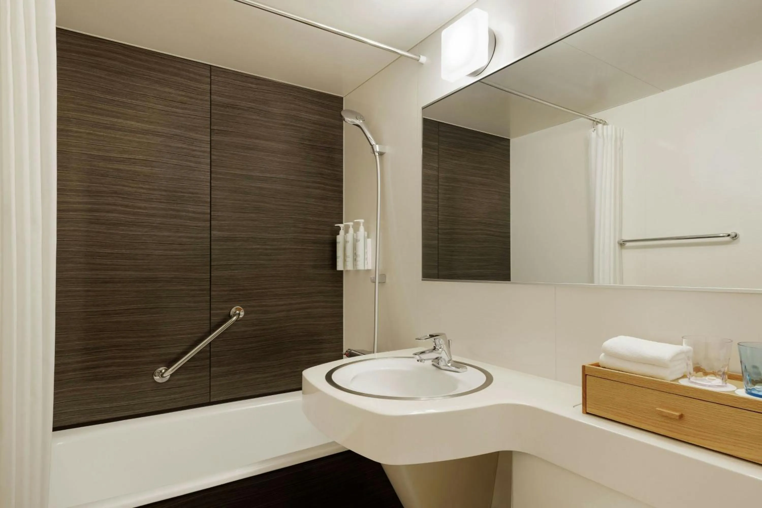 Photo of the whole room in Fairfield by Marriott Sapporo